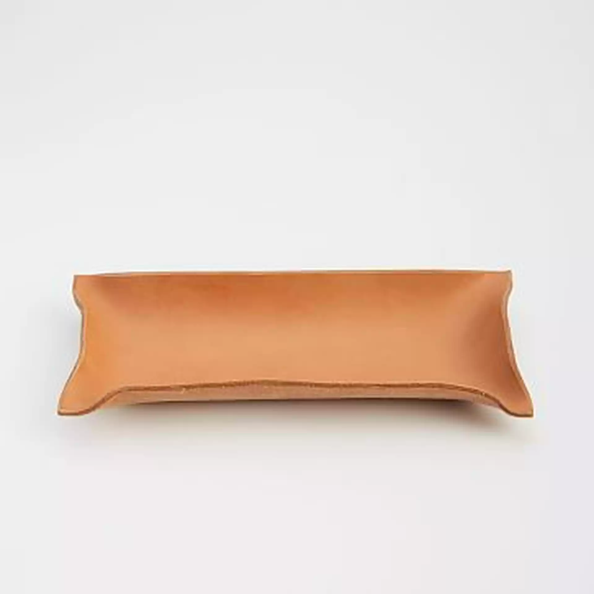 Made Solid Hand-Shaped Leather Tray, 4.5"x4.5"