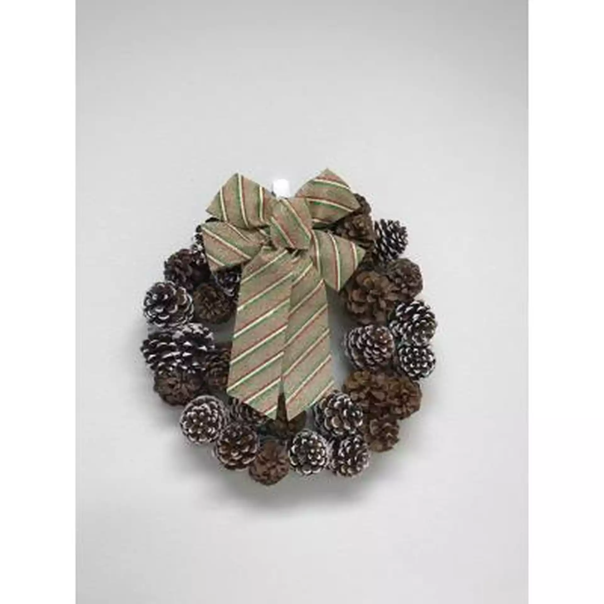 IWASAKI BROS 18 in. Fresh Pine Cone Christmas Wreath with Burlap Stripe Bow (2-Pack)