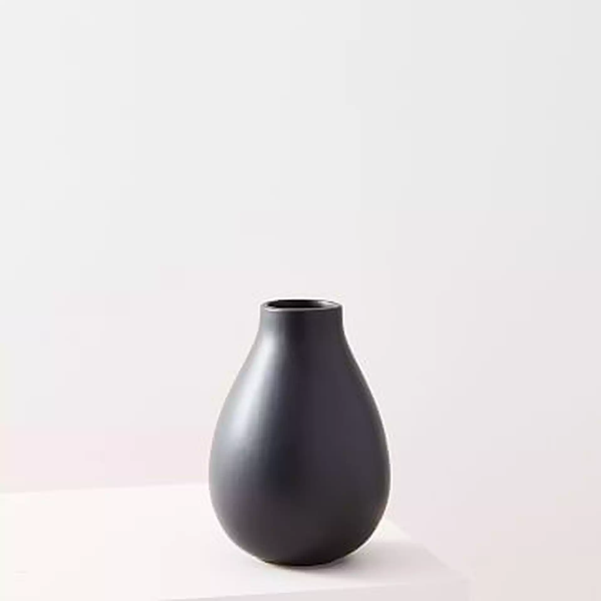 Pure Black Ceramic Vase, Small Raindrop 