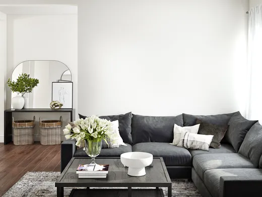 Living Room · Modern designed by Autumn