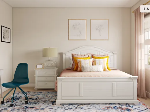 Bedroom · Contemporary designed by Laura