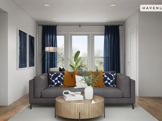 Living Room · Eclectic designed by Makenzie