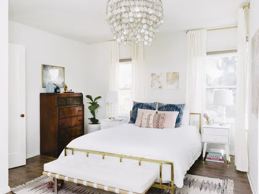 Bedroom · Contemporary designed by Jordan