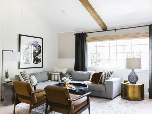 Living Room · Eclectic designed by Robyn