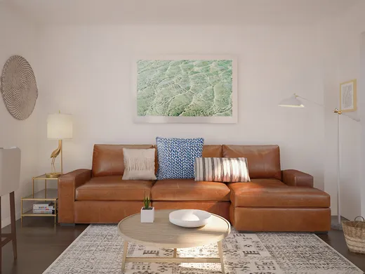 Living Room · Eclectic designed by Robyn
