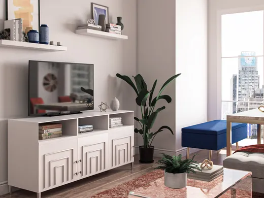 Living Room · Modern designed by Kristin