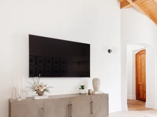 Living Room · Modern designed by Stacy