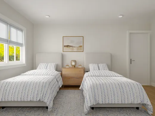 Bedroom · Contemporary designed by Toussaint