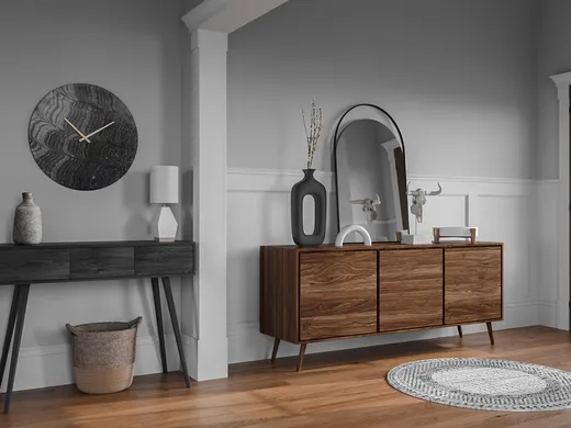 Entryway · Modern designed by Hayley