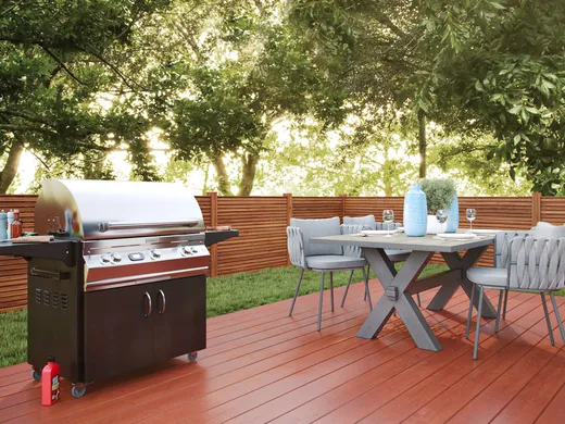 Outdoor Space · Contemporary designed by Jamie