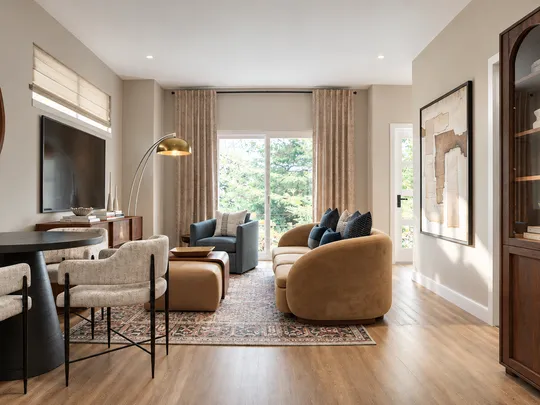 Living Room · Modern designed by Gabriela
