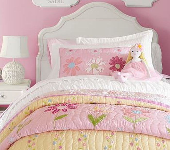 Juliette Twin Bed, Vintage Simply White Pottery Barn Kids