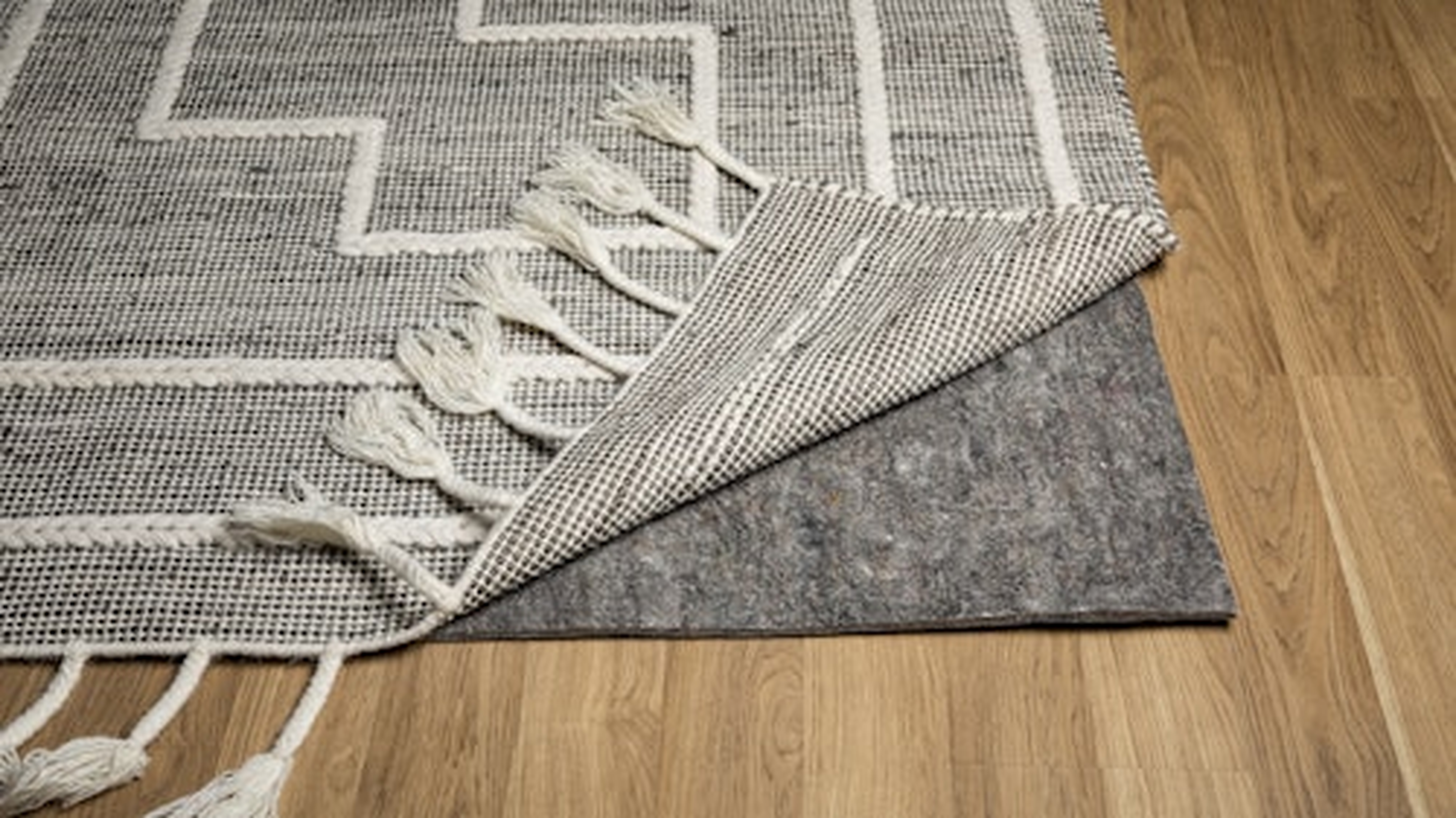 Supreme Felted Rug Pad, 6' x 9' - The Inside