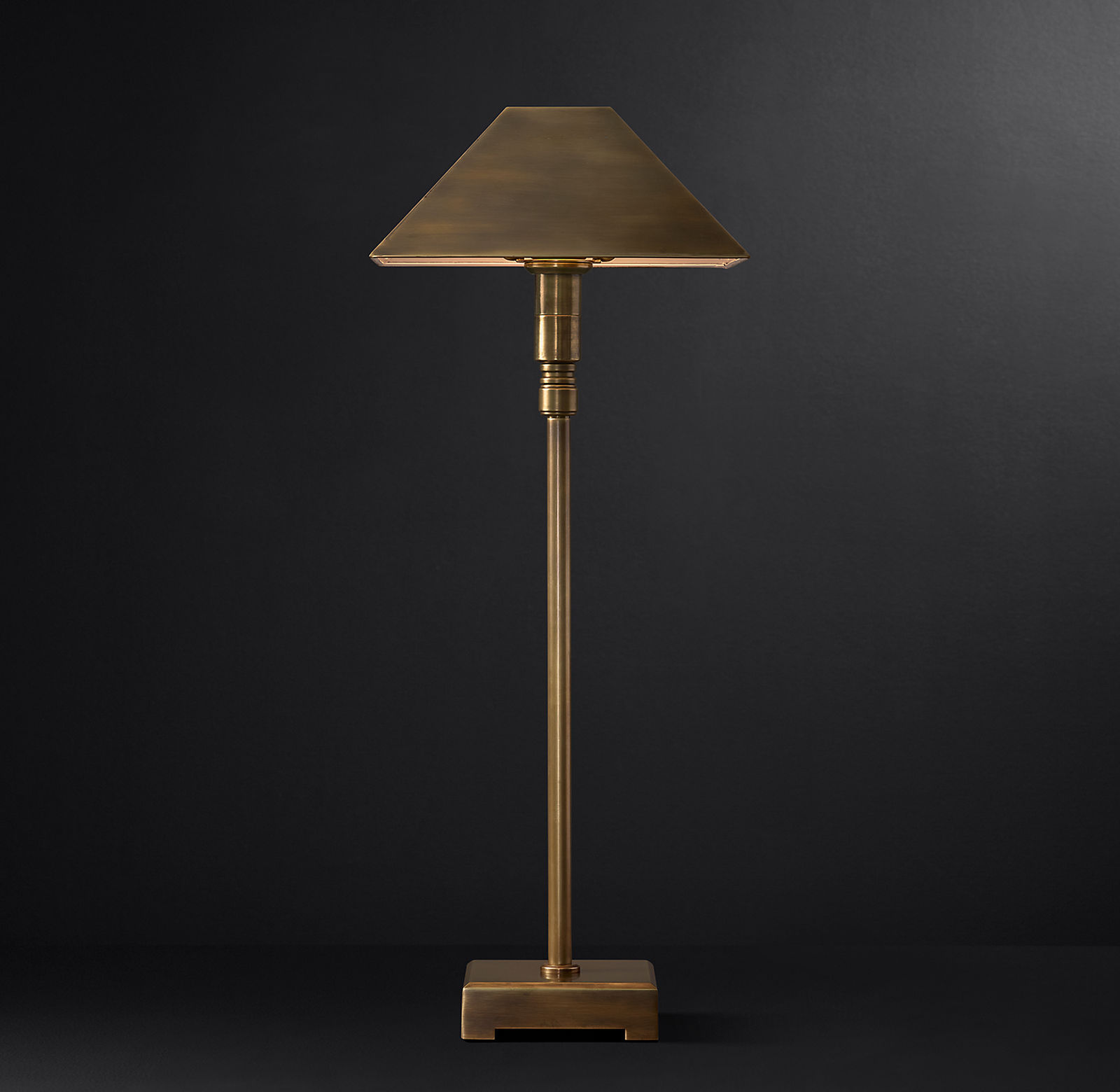 PYRAMID METAL SHADE TELESCOPING TABLE LAMP - RH