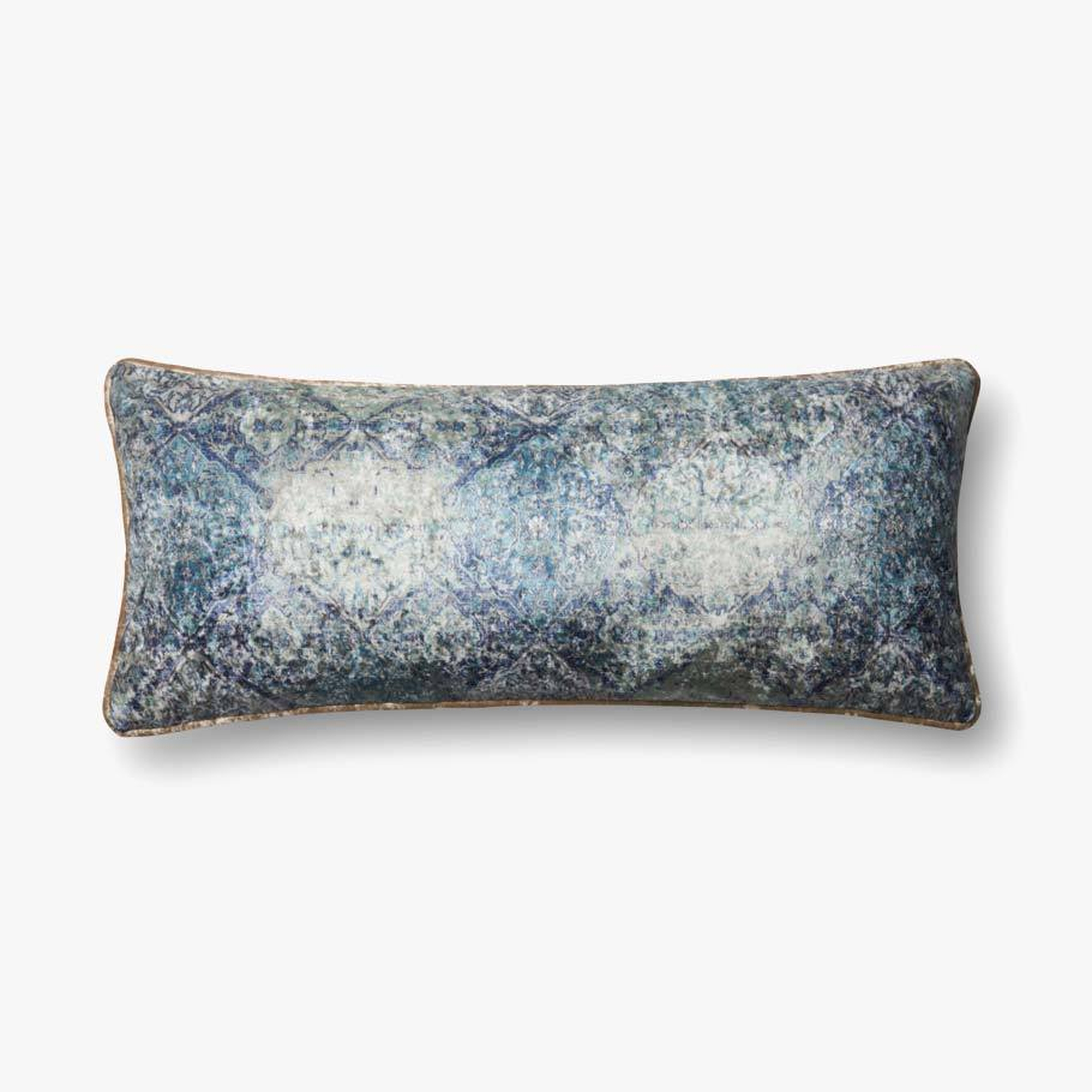 P0565 BLUE PILLOW with poly insert - Loloi Rugs