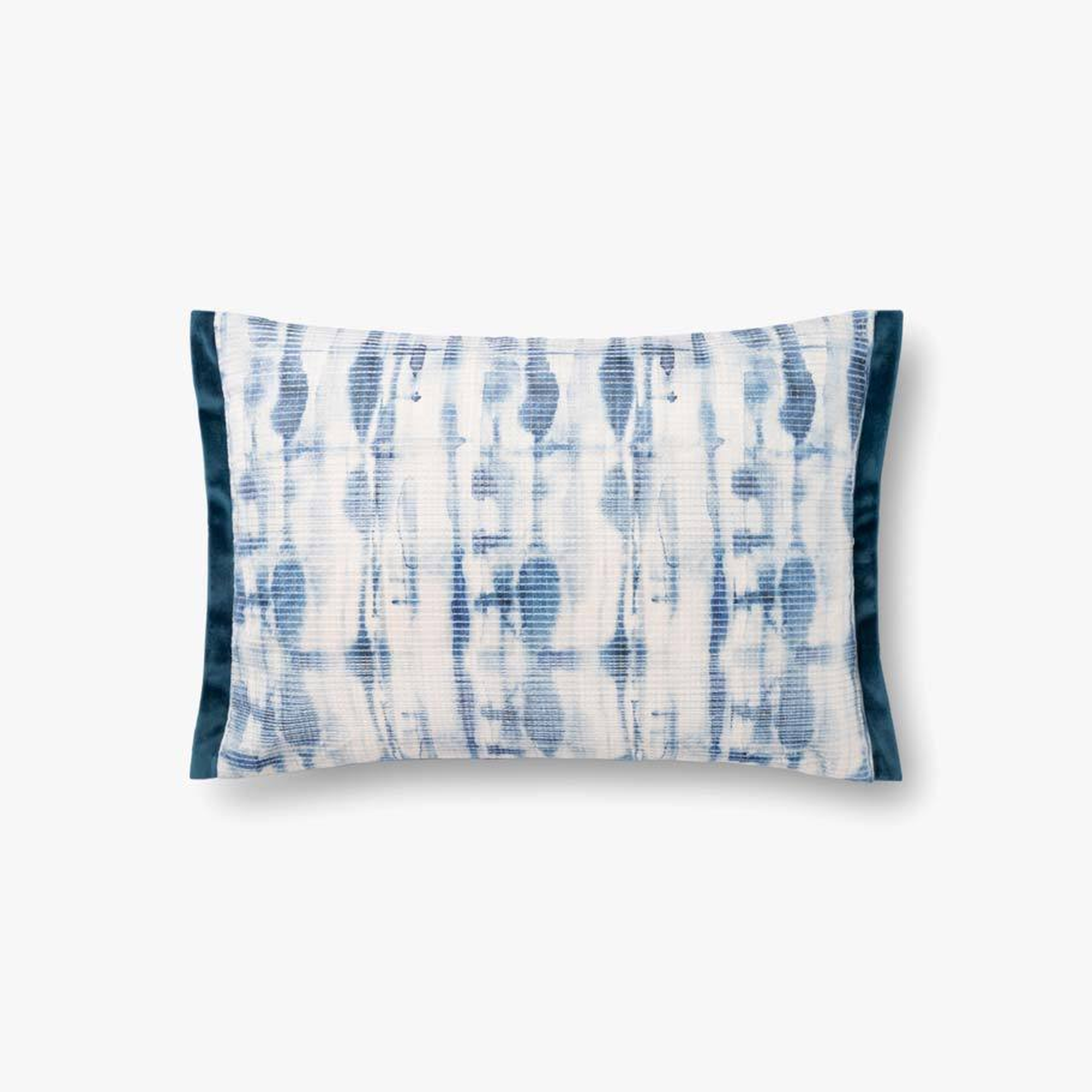 P0844 JB Blue Pillow w/ Poly Fill - Loma Threads