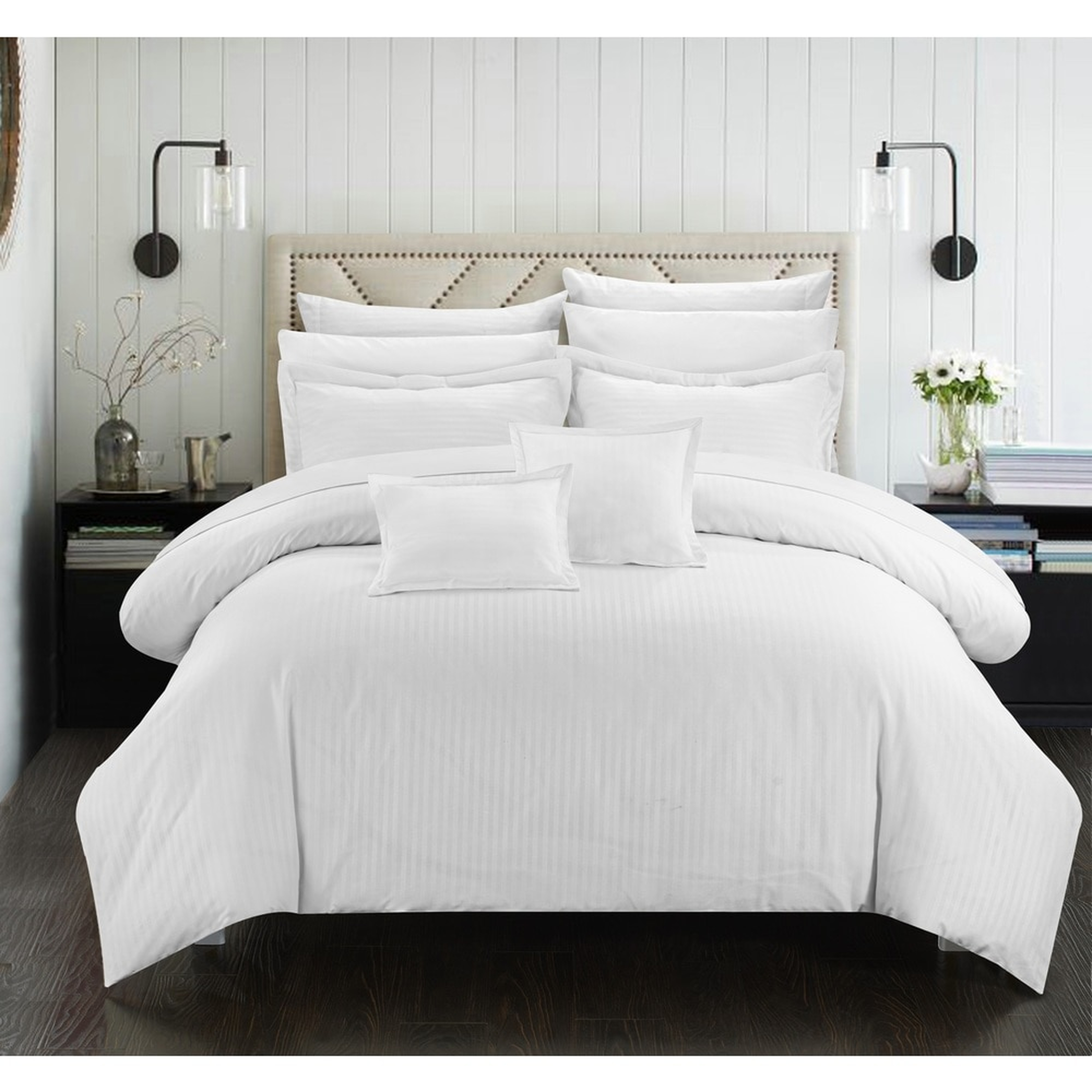 Porch & Den Mason Down Alternative Jacquard White Striped 7-piece Comforter Set - Queen/Full - Queen/Full - Overstock