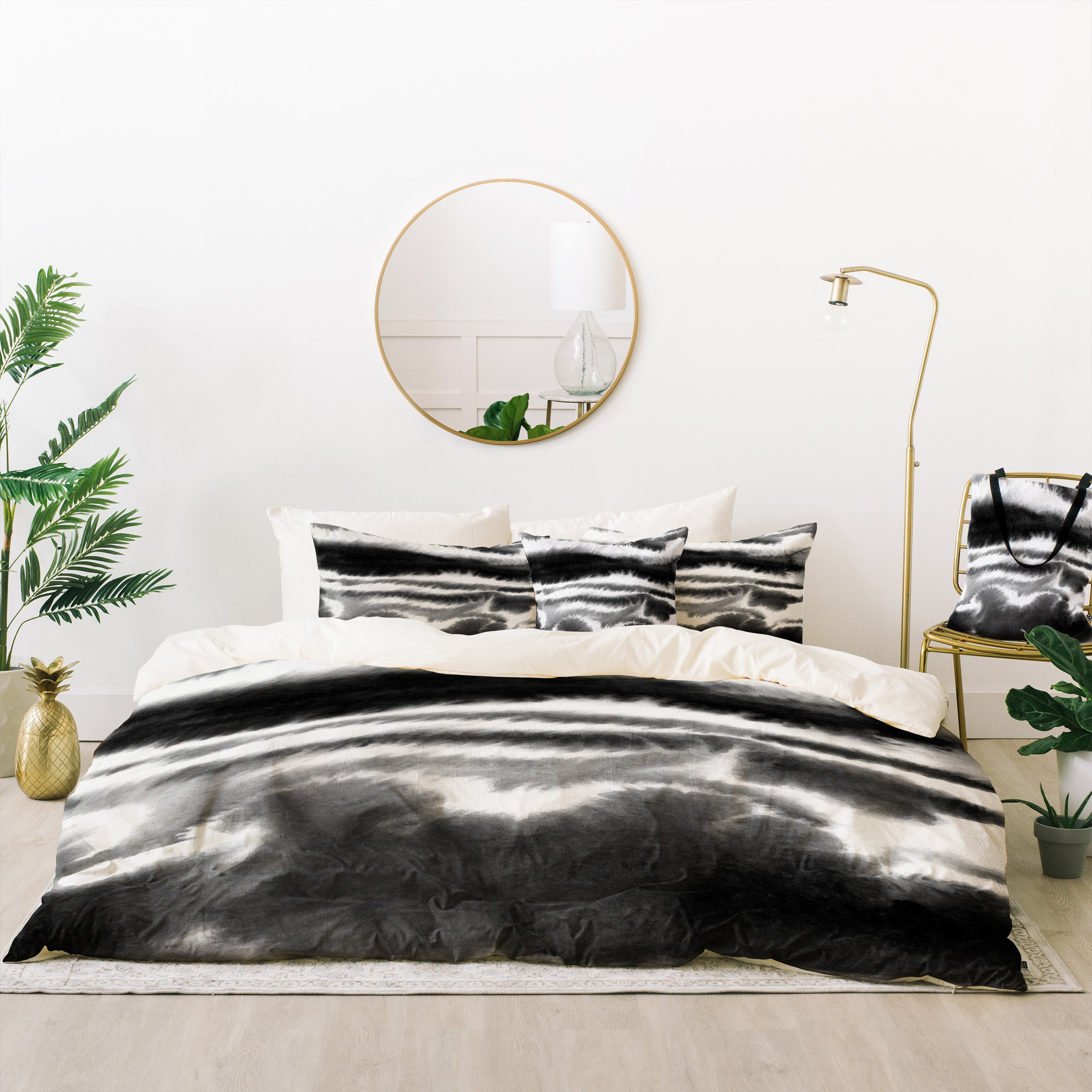 OMBRE WAVES BLACK AND WHITE  BY JACQUELINE MALDONADO bed in a bag - Deny Designs