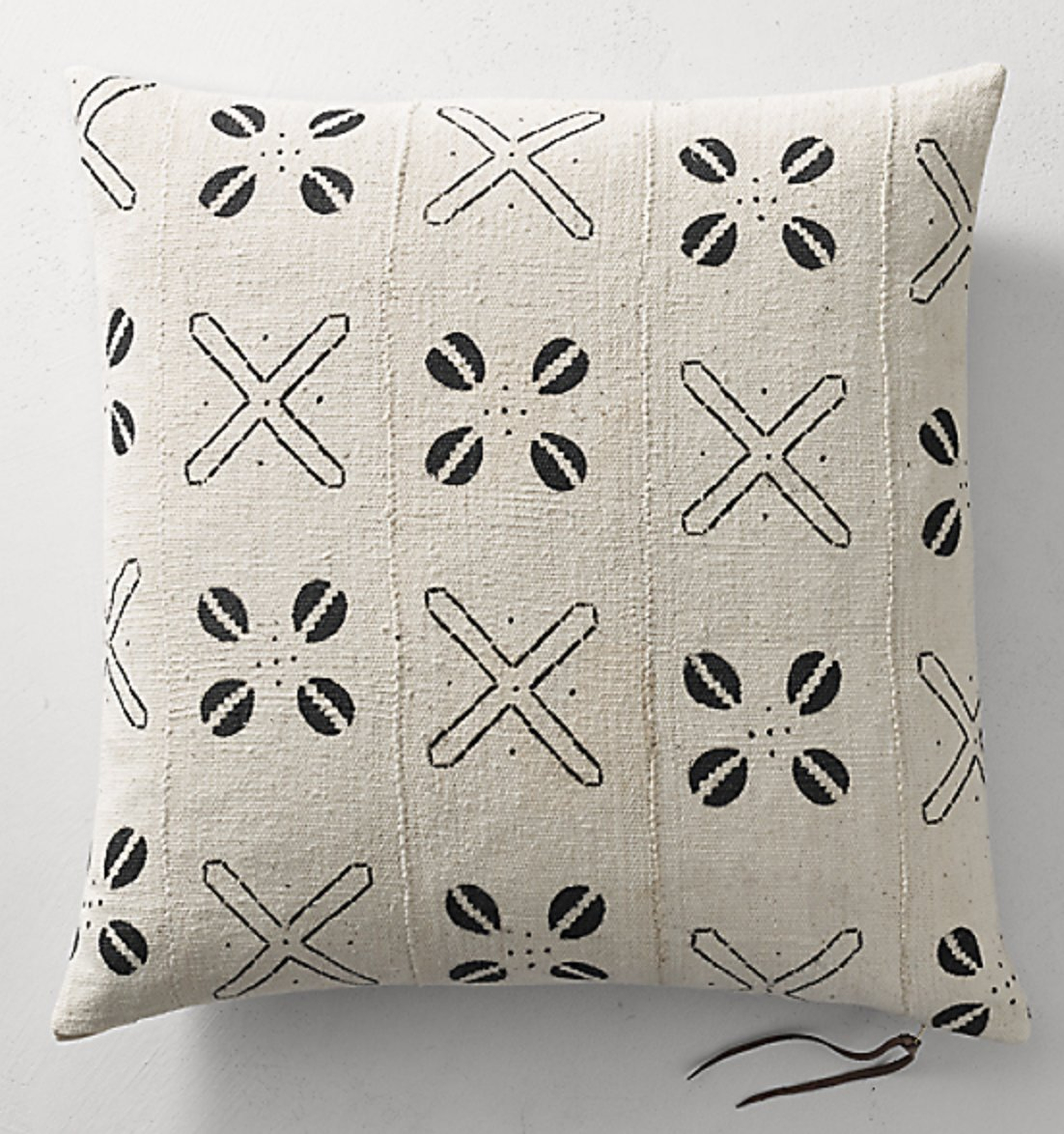 HANDWOVEN AFRICAN MUD CLOTH COWRIE CLUSTER PILLOW COVER - NATURAL - RH