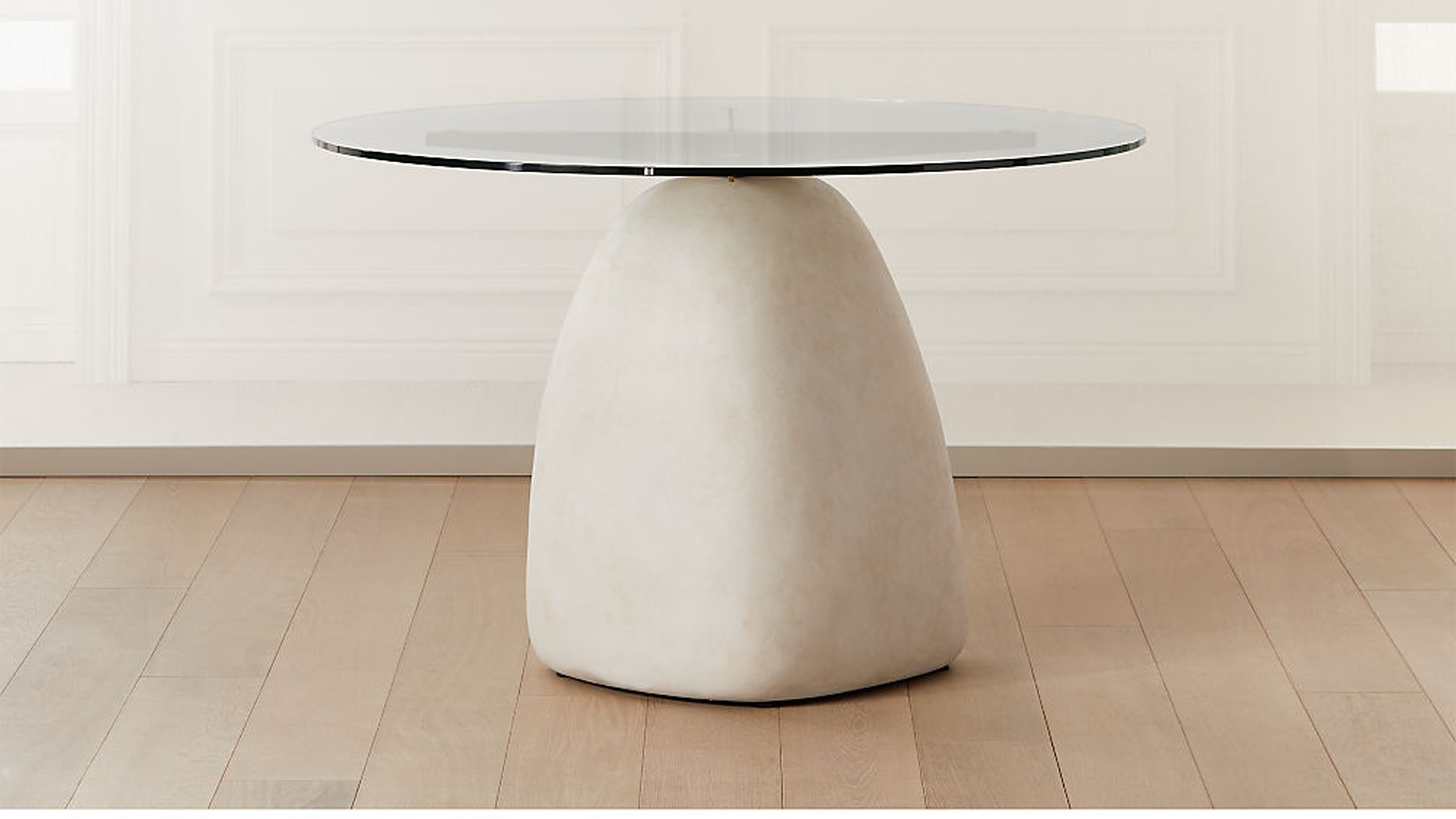 STONE TABLE ROUND 47" - CB2