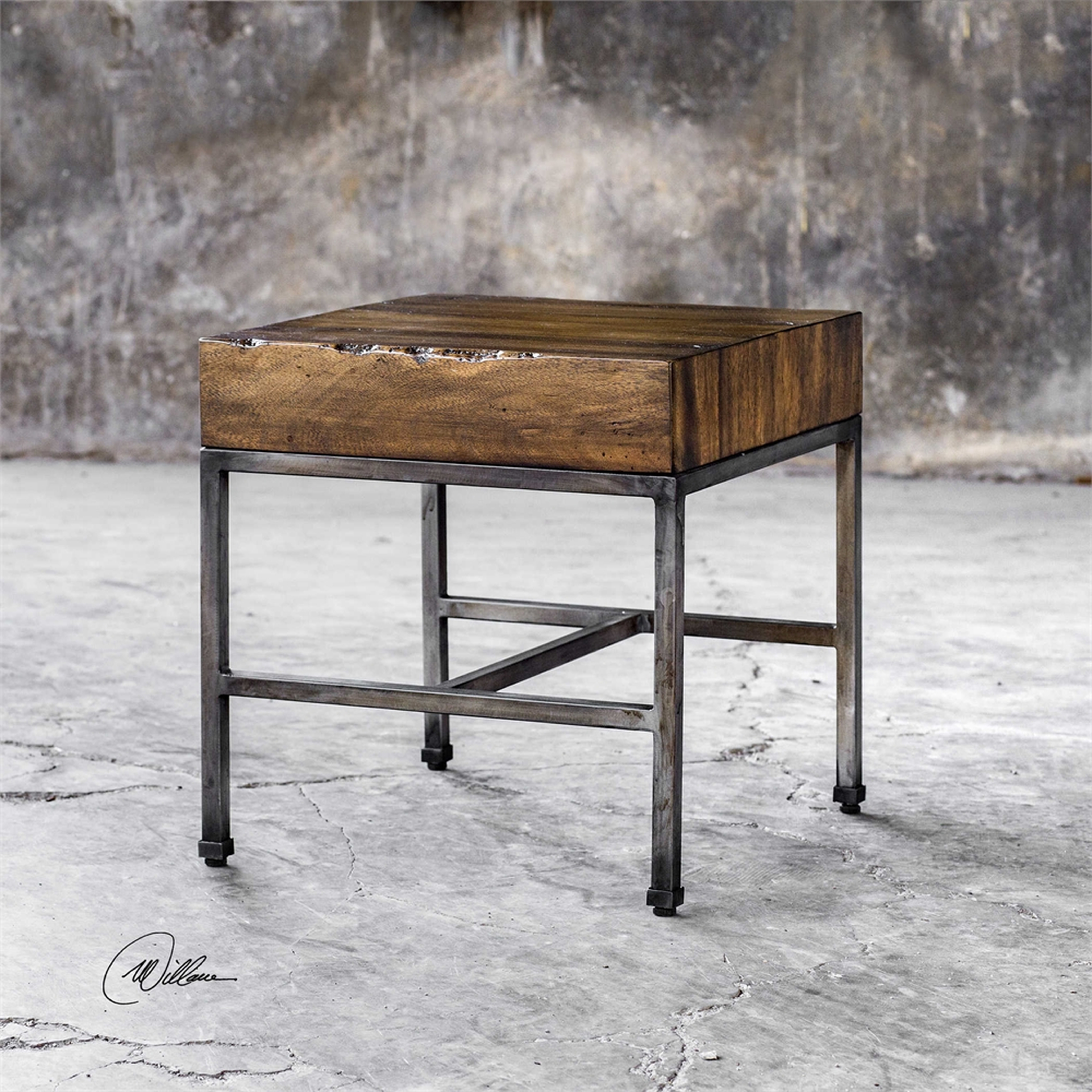 Delsin, End Table - Hudsonhill Foundry