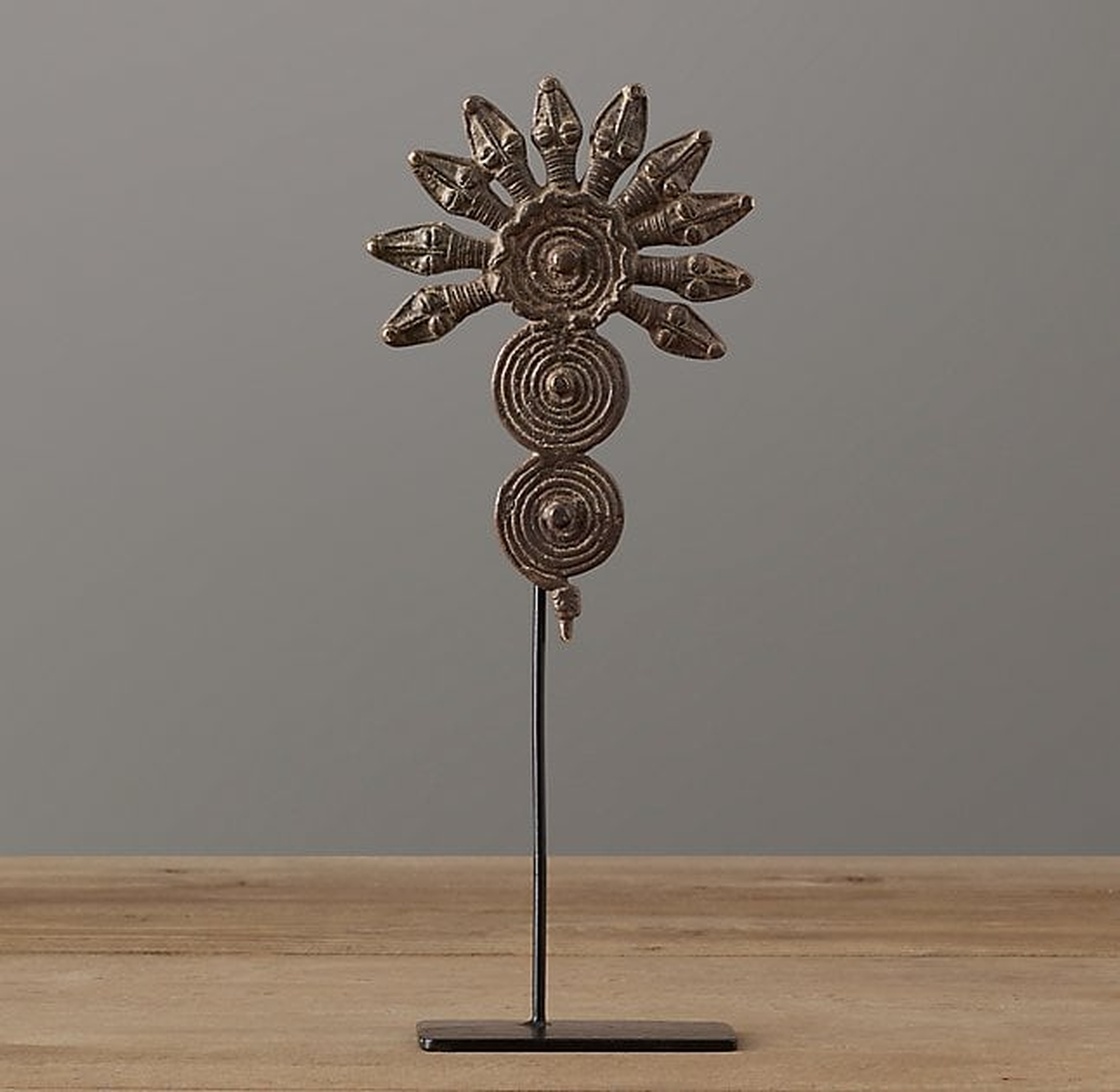 AFRICAN AMULET PENDANT - SUN - RH