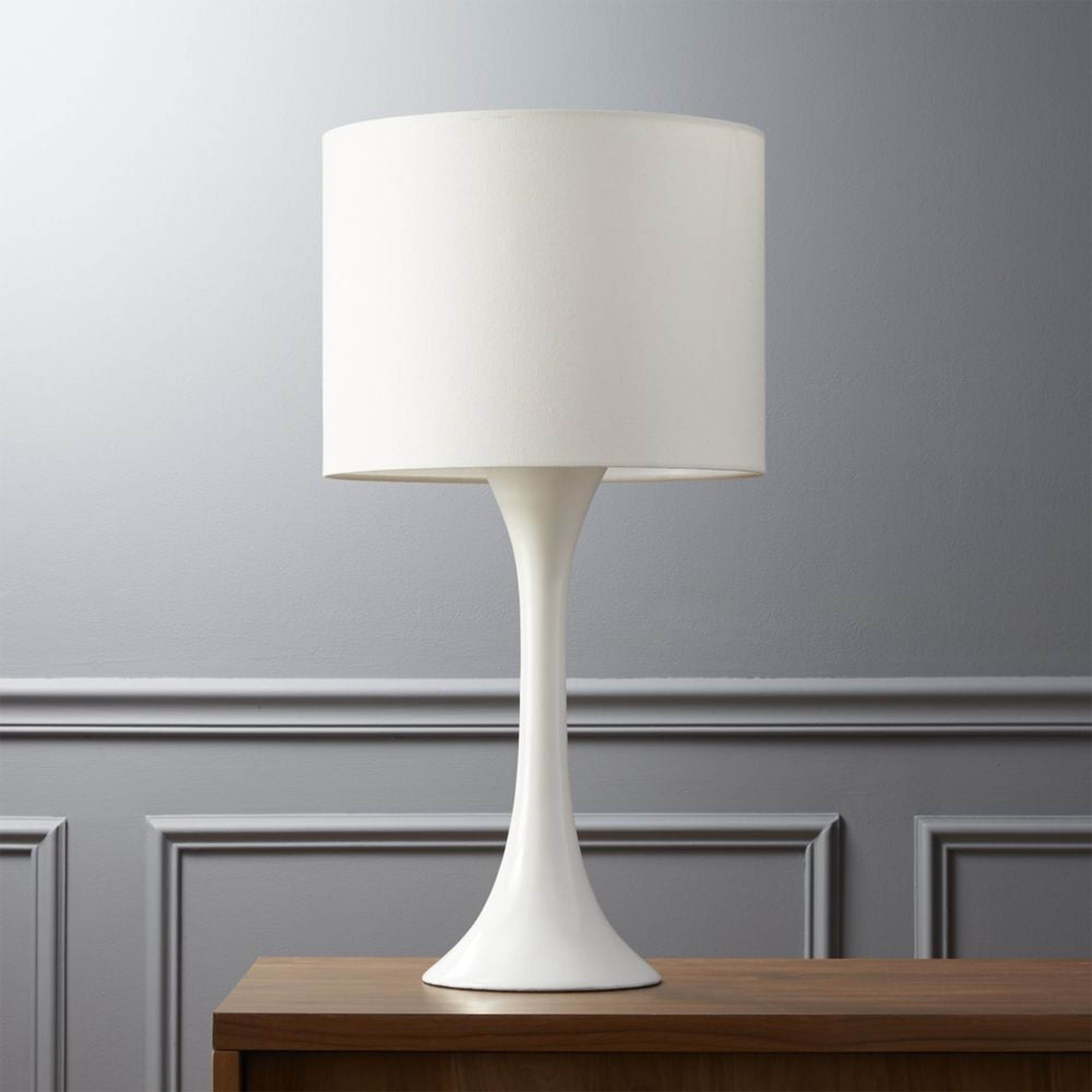 ada II white table lamp - CB2