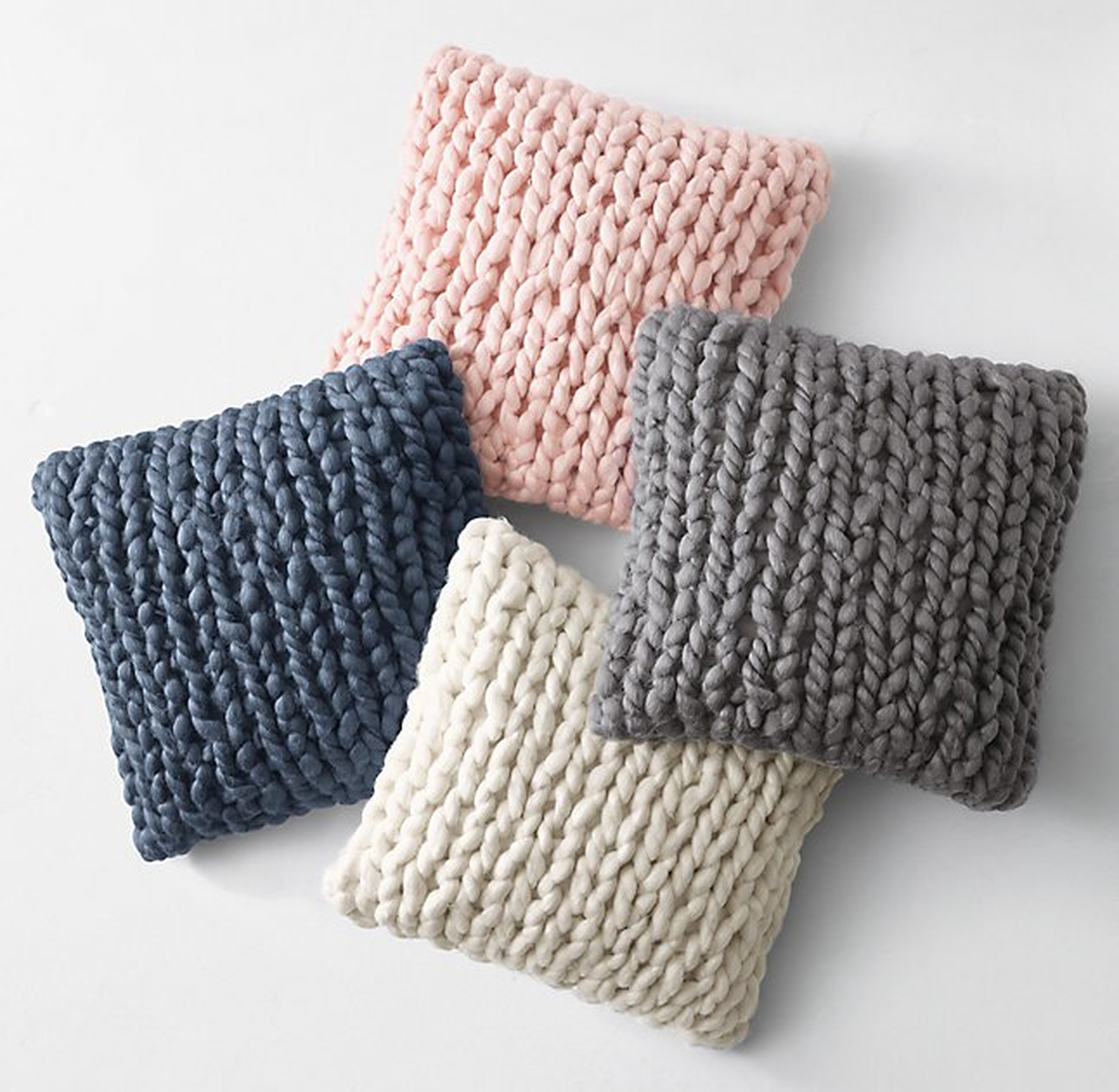 CHUNKY HAND-KNIT PILLOW COVER & INSERT - RH