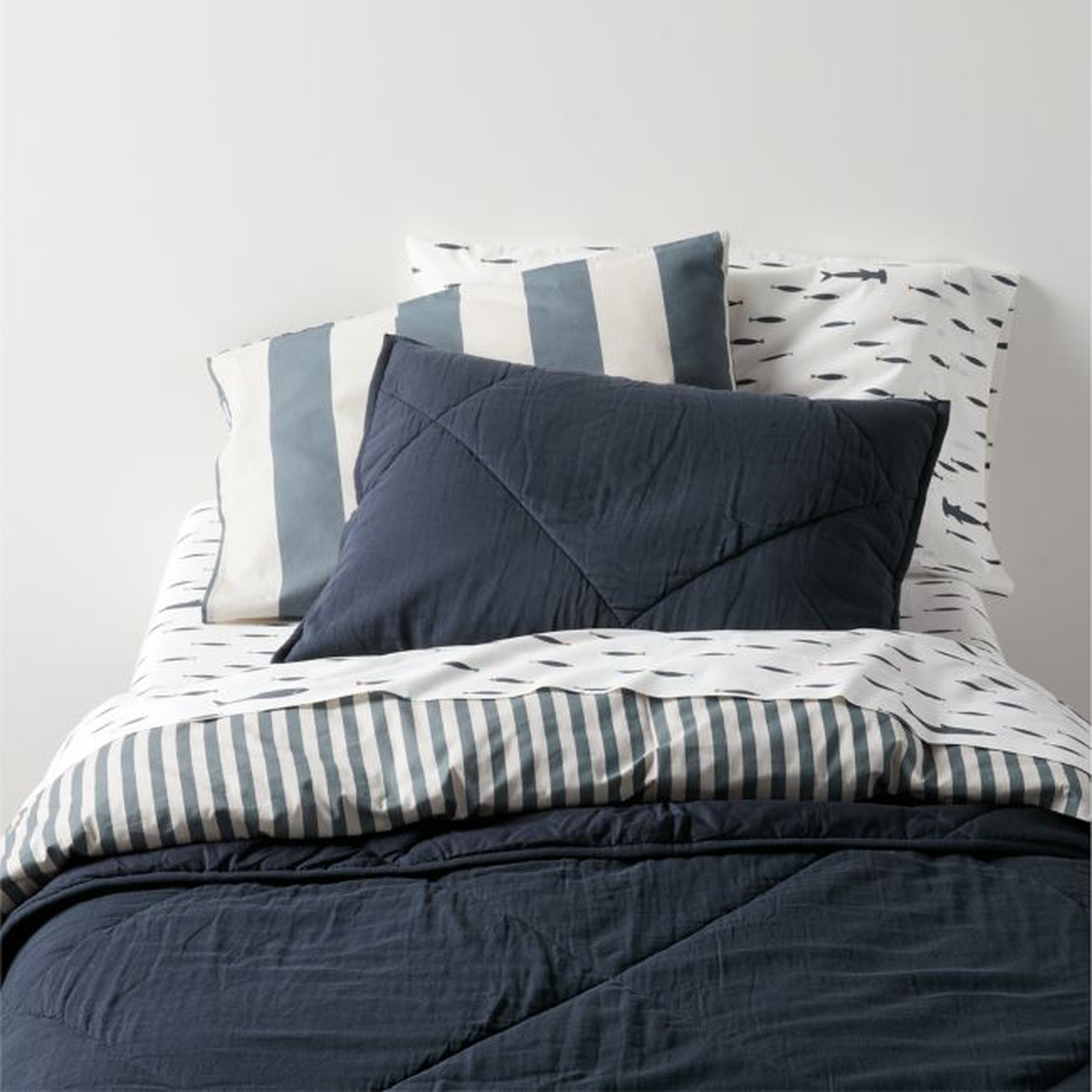 Supersoft Midnight Navy Blue Cotton Gauze Kids Full/Queen Quilt - Crate & Kids