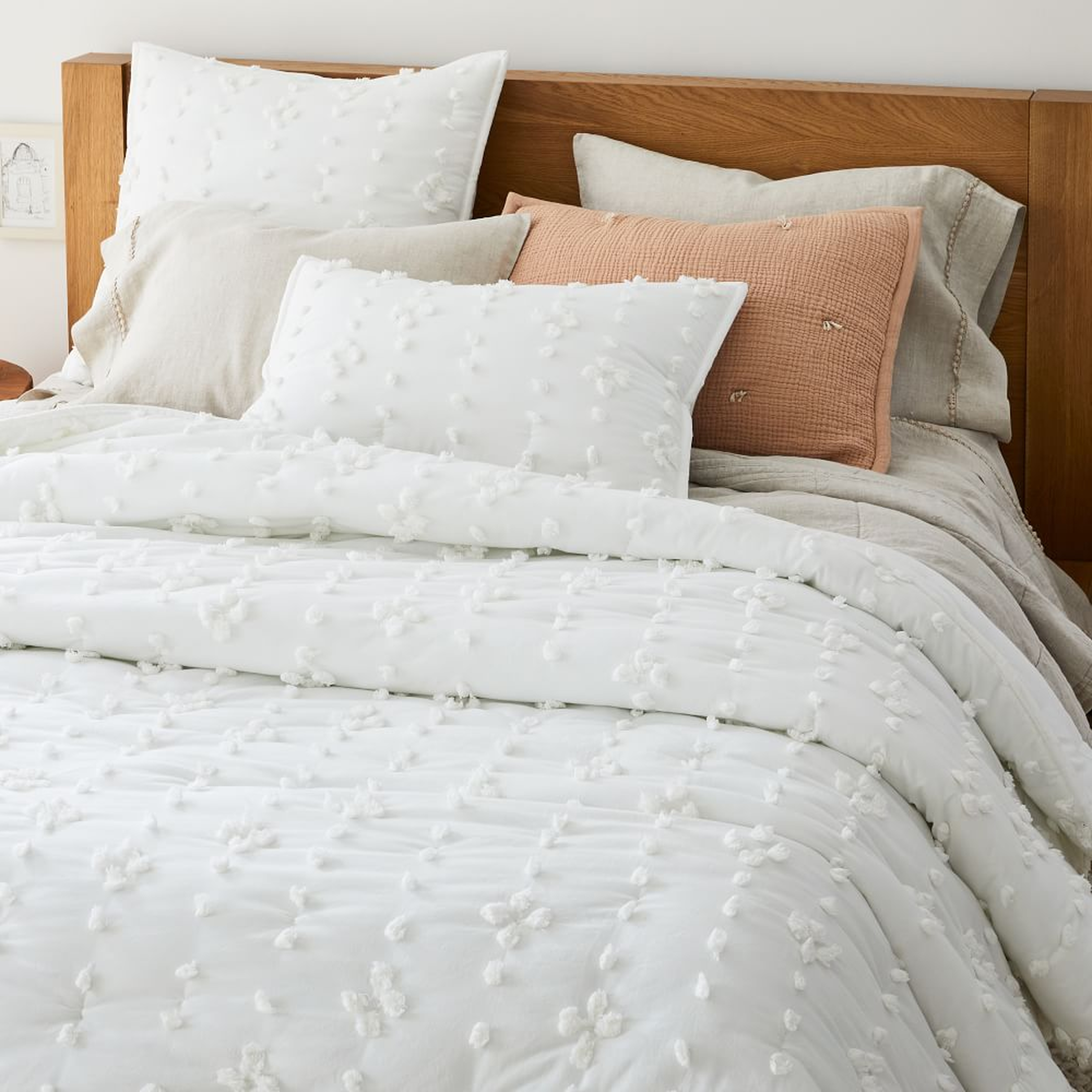 Candlewick King/Cal. King Comforter, White - West Elm