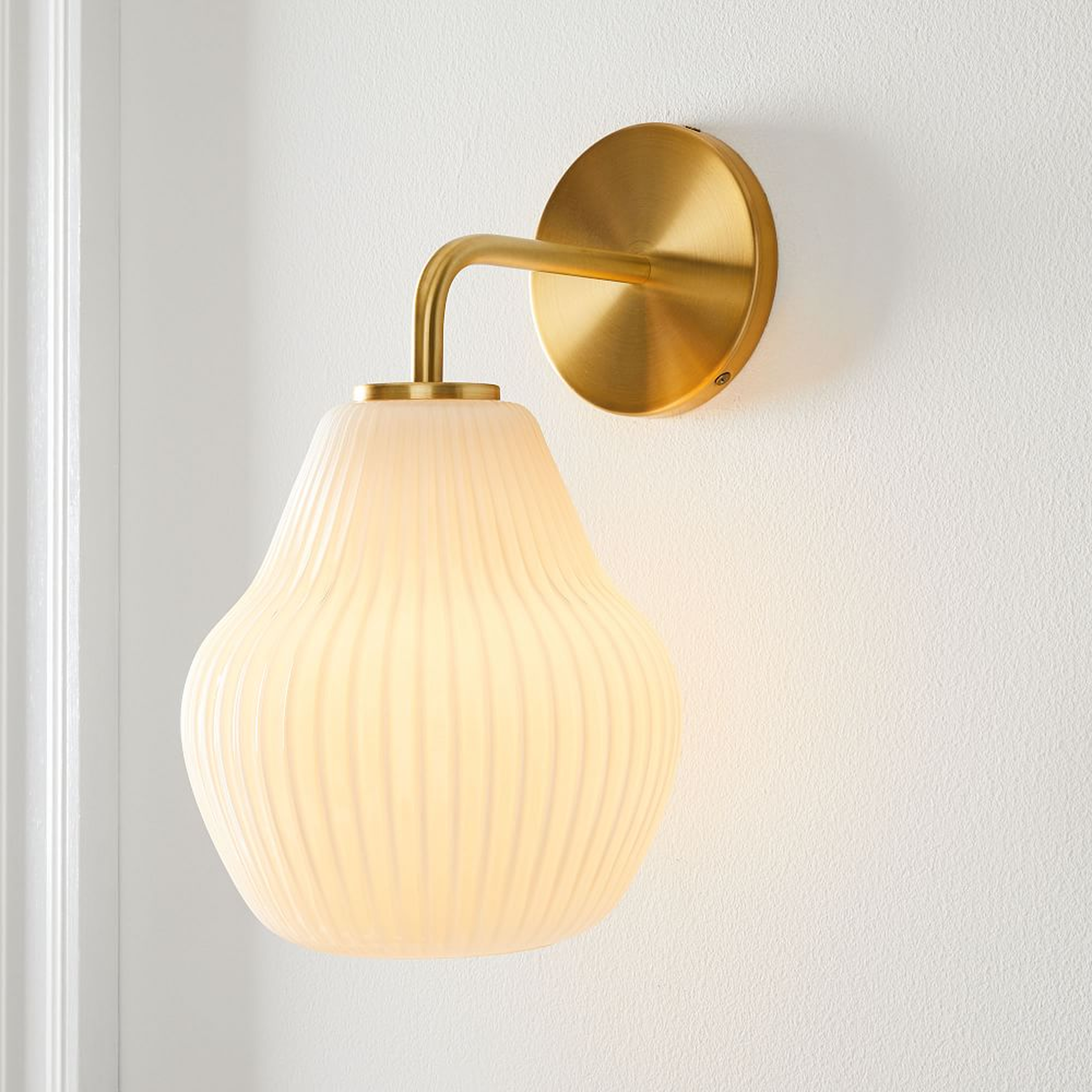 Sculptural Sconce, Small Ribbed, Champagne, Antique Brass, 7.5" - West Elm