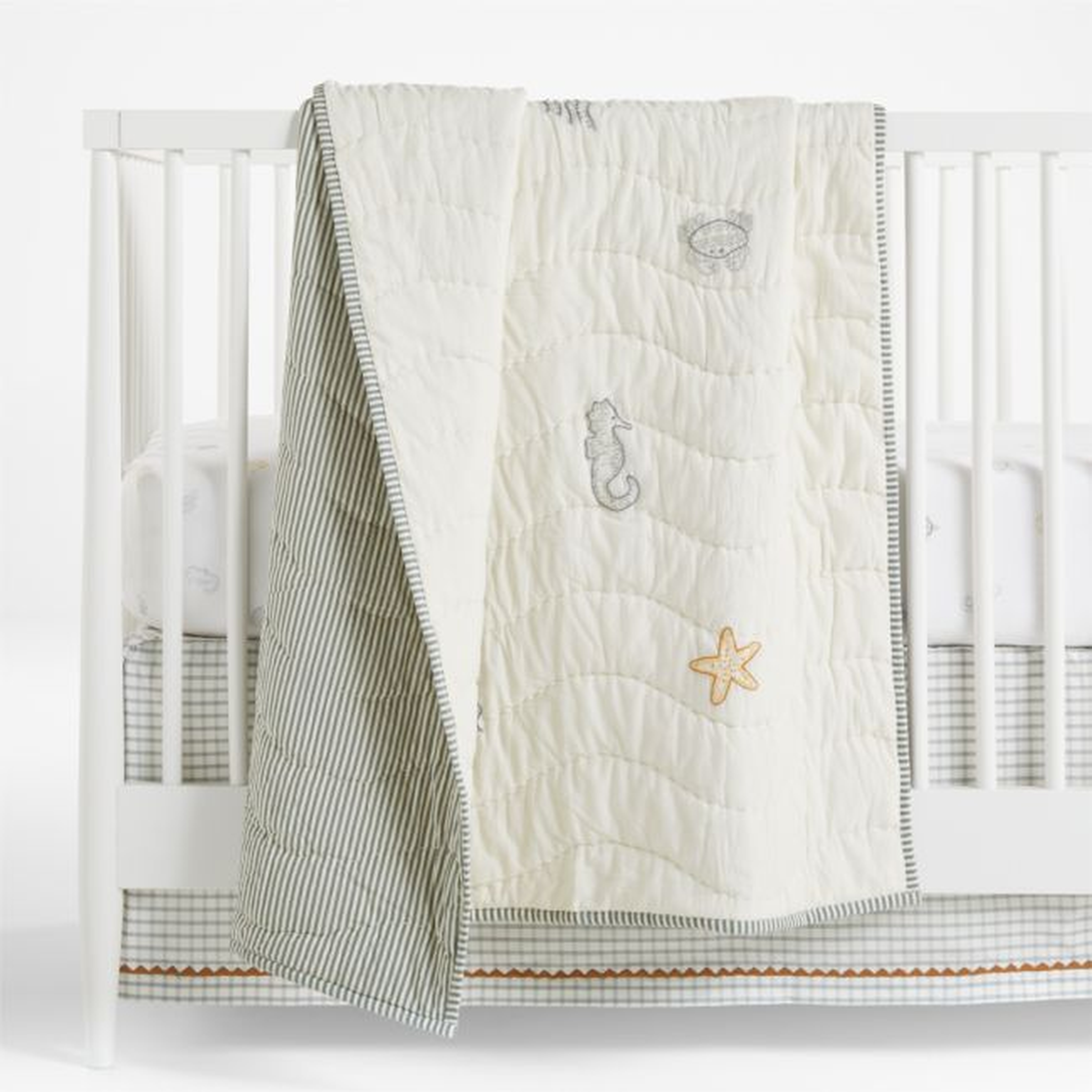Sea Dreams Organic Cotton Baby Crib Quilt - Crate & Kids