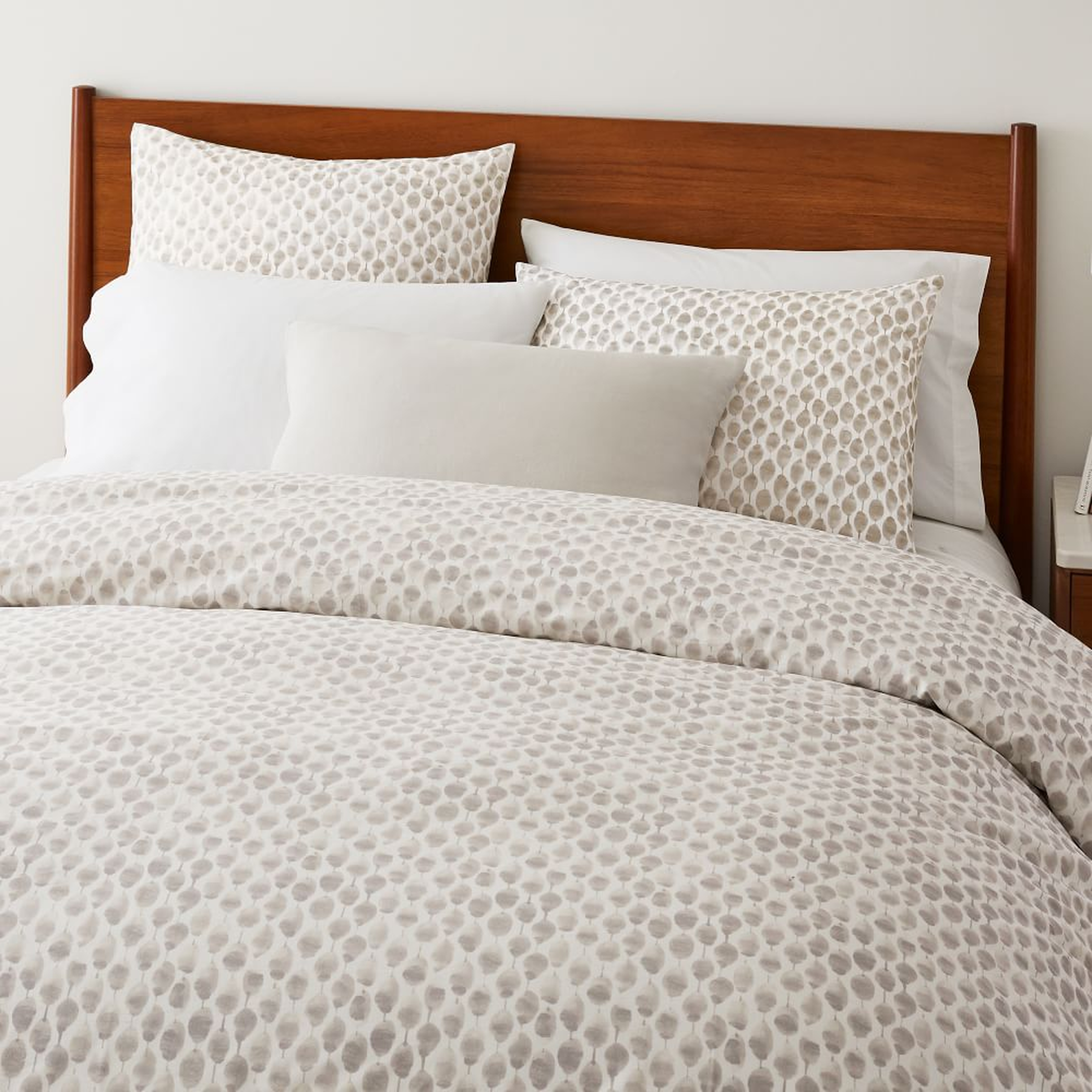Stamped Dots King/Cal. King Duvet, Frost Gray - West Elm