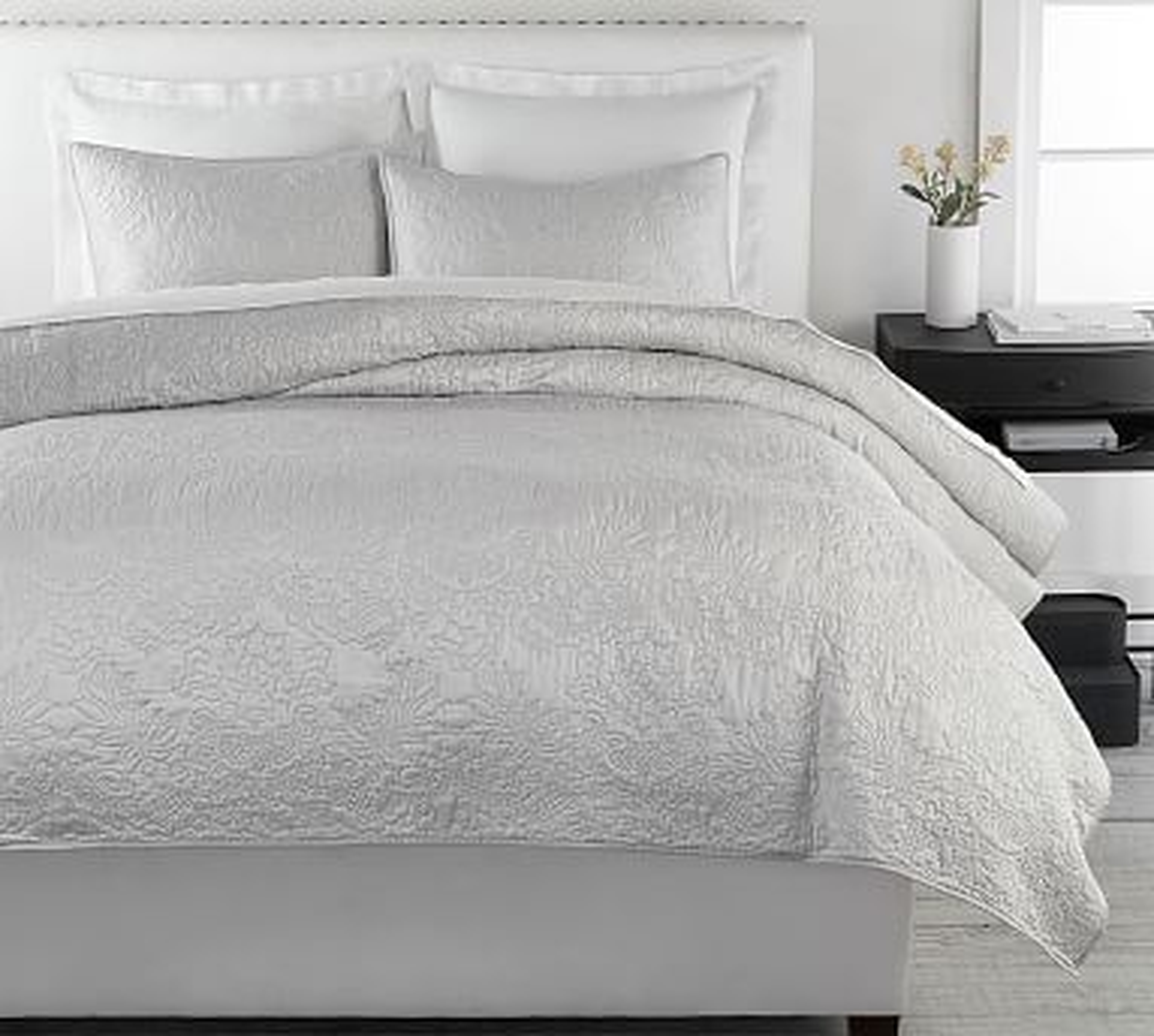 Monique Lhuillier Blossom Embroidered Cotton Quilt, Full/Queen, Gray - Pottery Barn