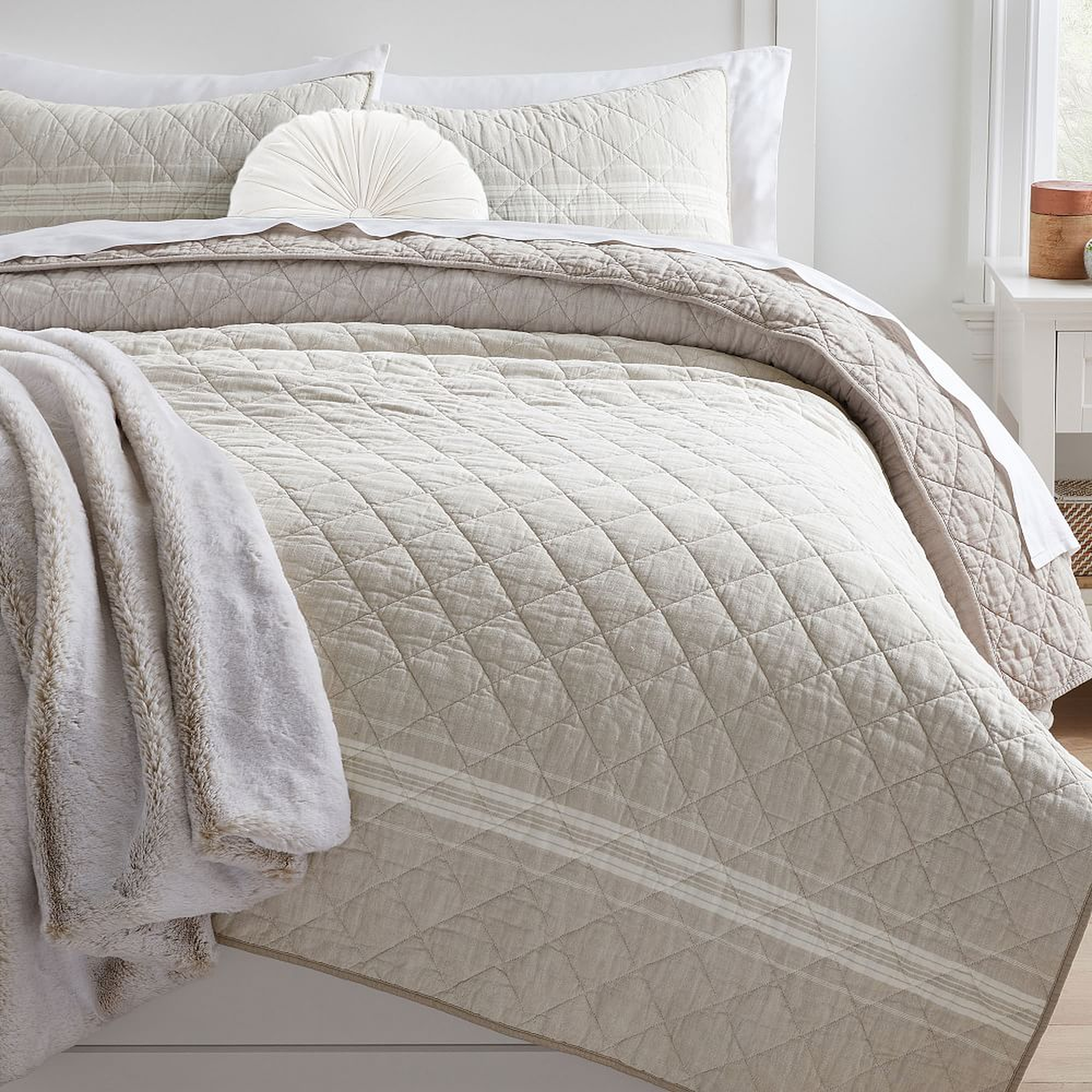 Windward Stripe Quilt, Quilt, Twin/Twin XL, Taupe - Pottery Barn Teen