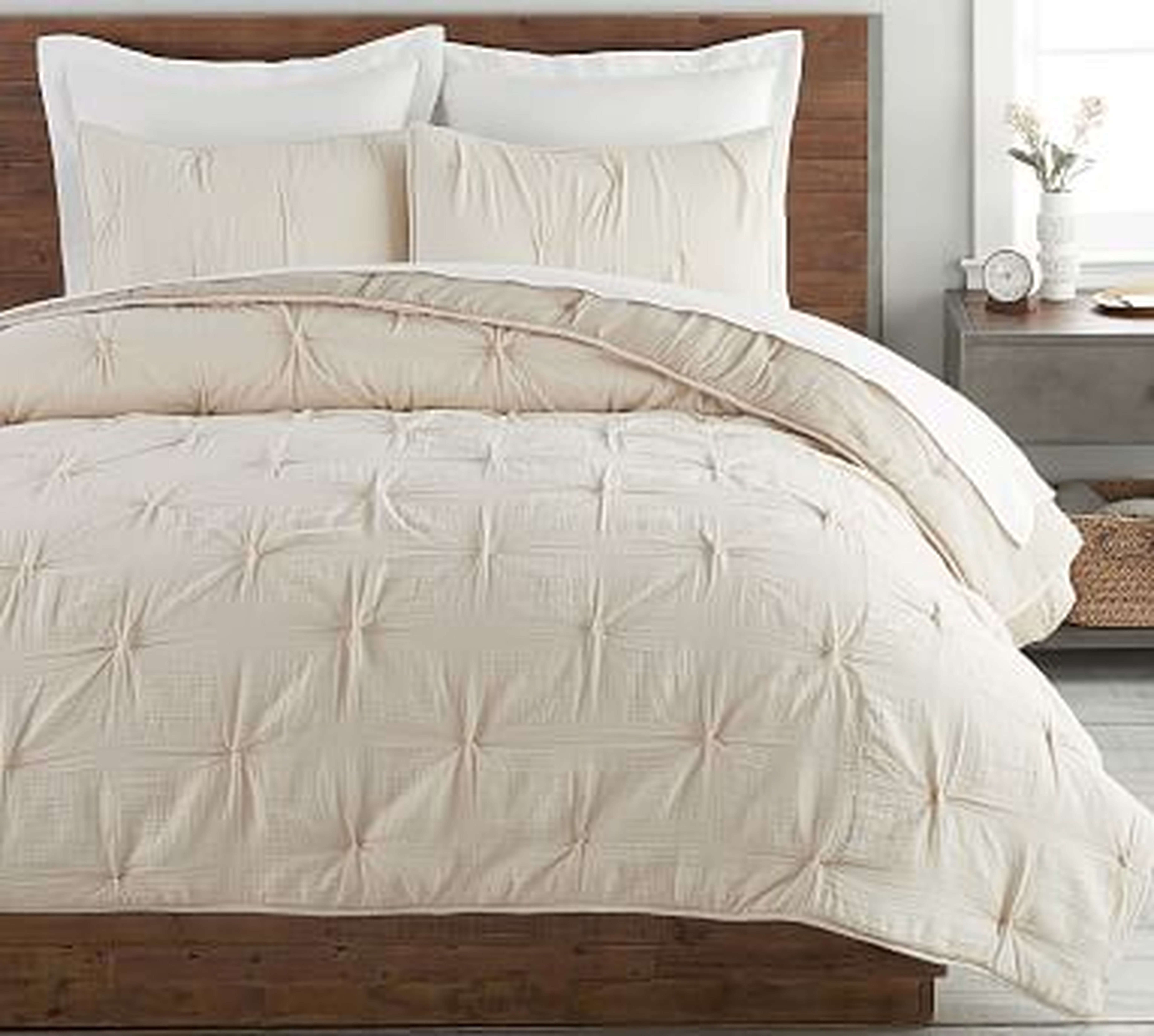 Soft Cotton Handcrafted Quilt, King/Cal King, Natural - Pottery Barn