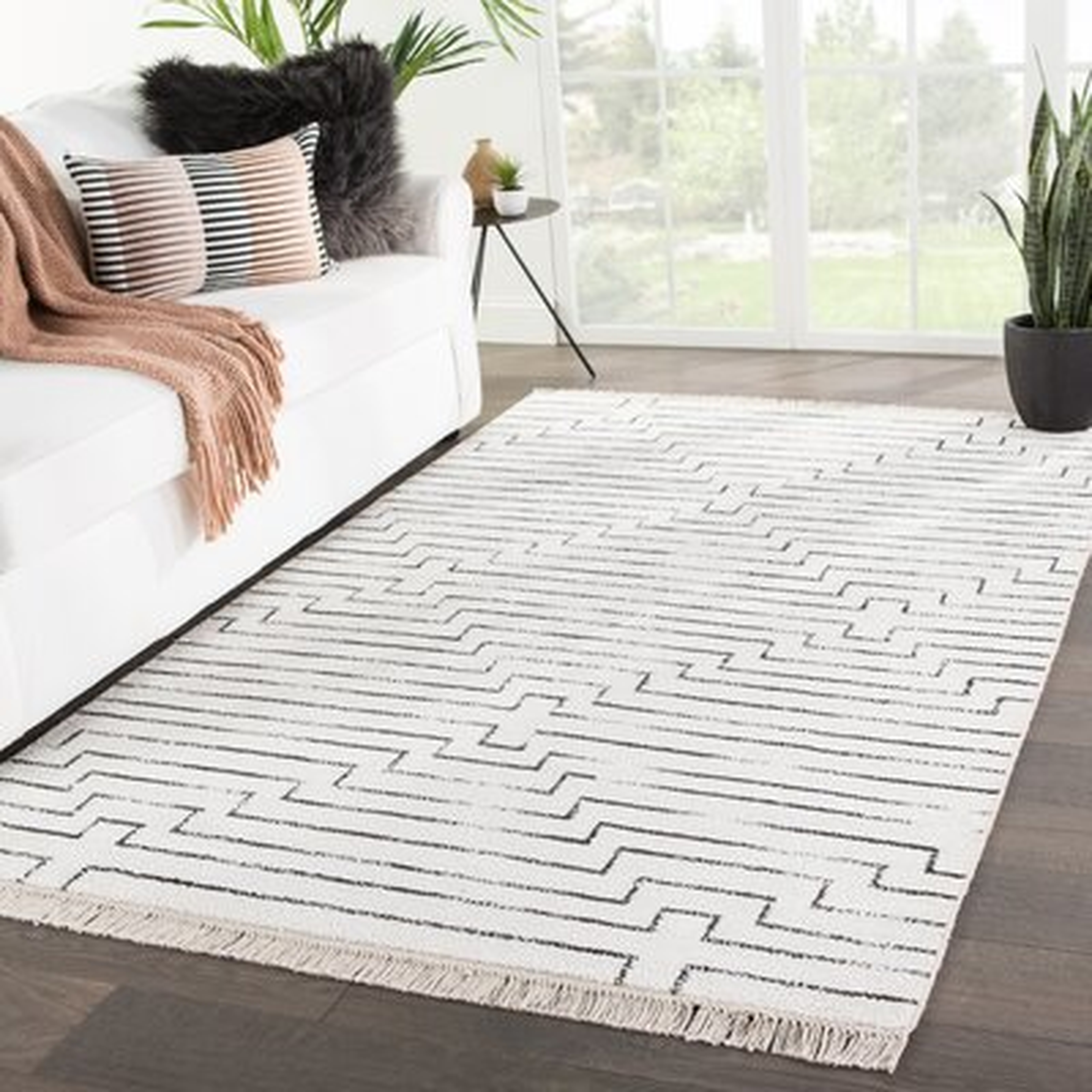 Rowan Geometric Handmade Gray/White Area Rug - AllModern