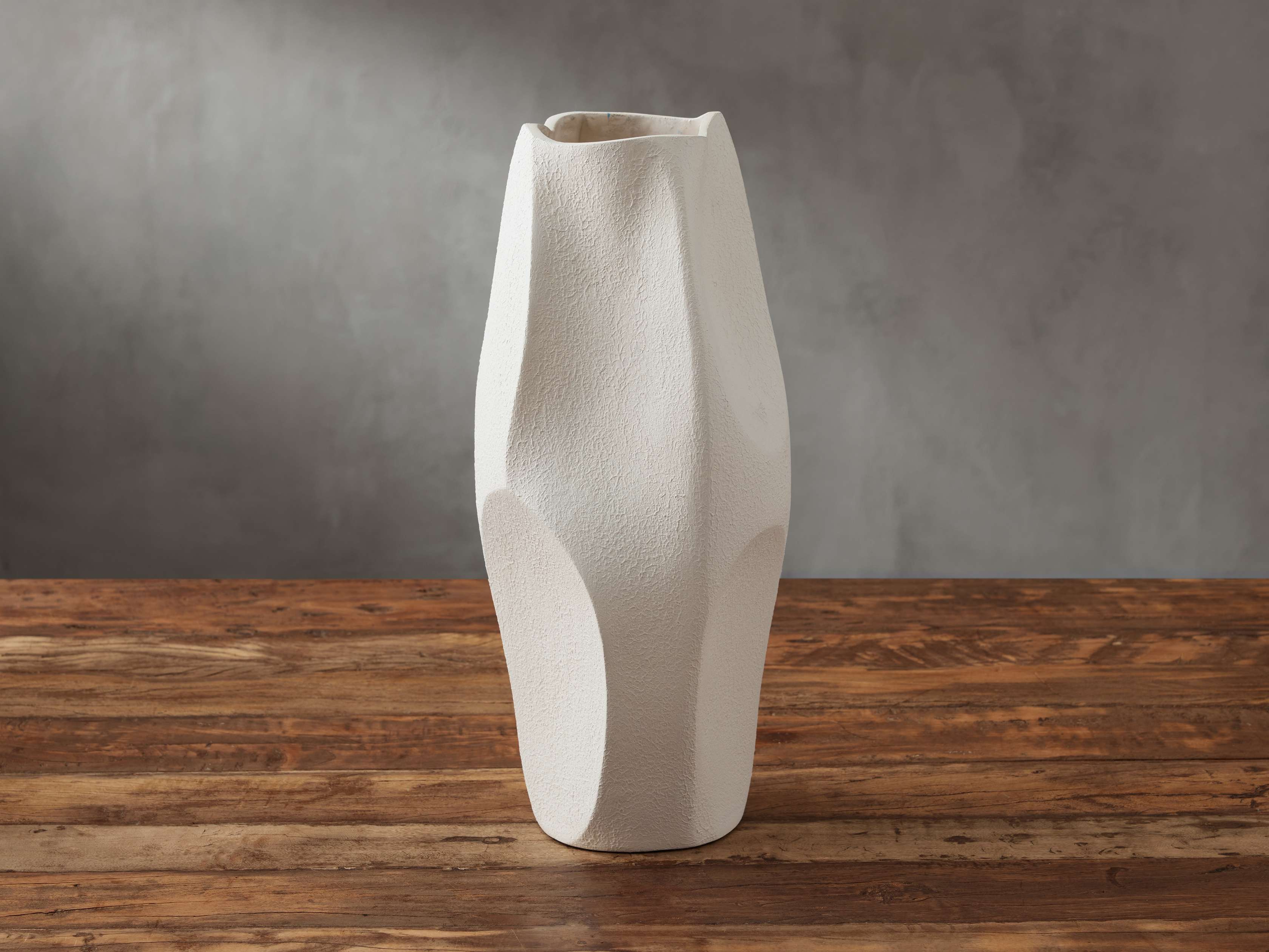 Planes Vase in Aluminum Small White - Arhaus