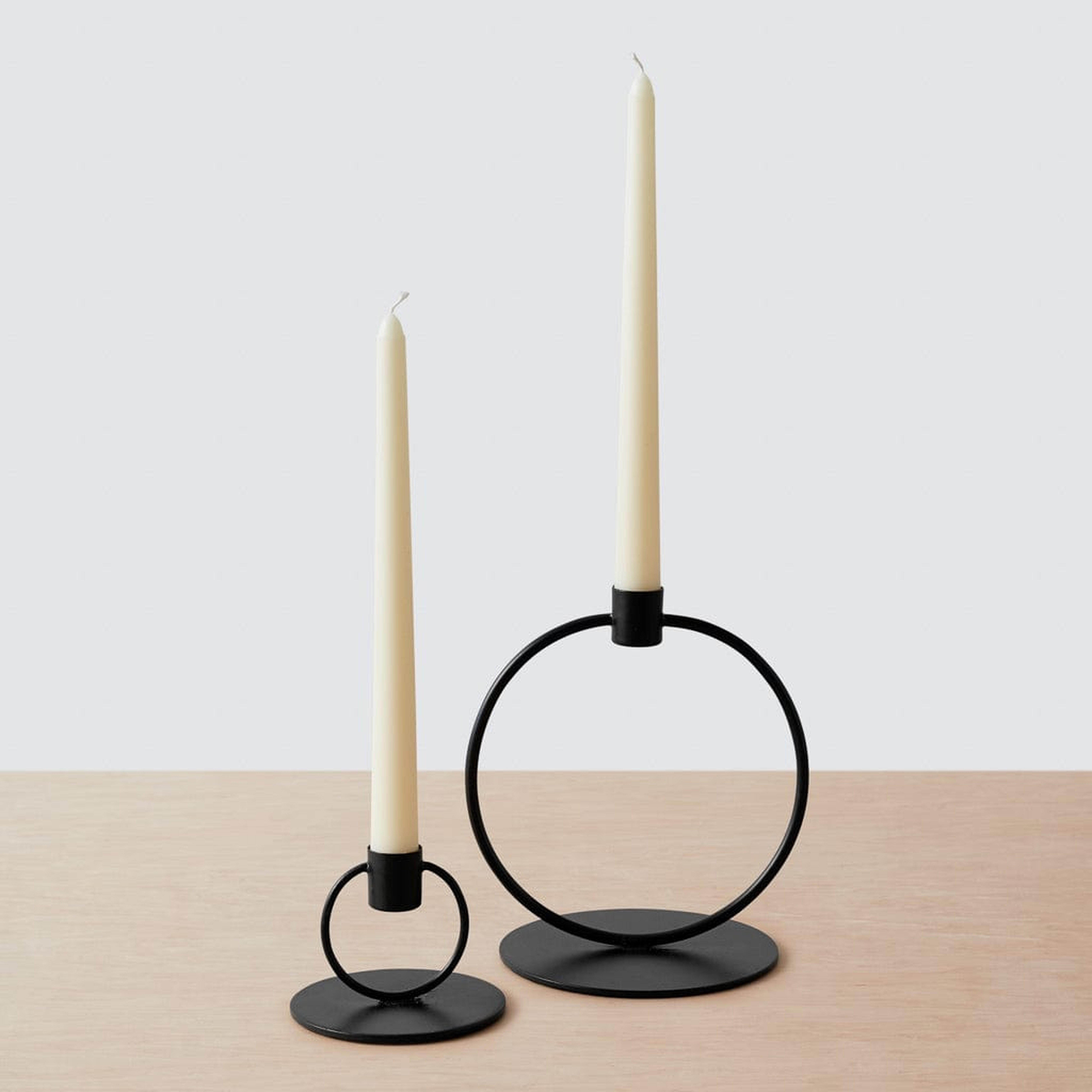 The Citizenry Sumita Iron Candle Holders Set of 2 | Black - The Citizenry
