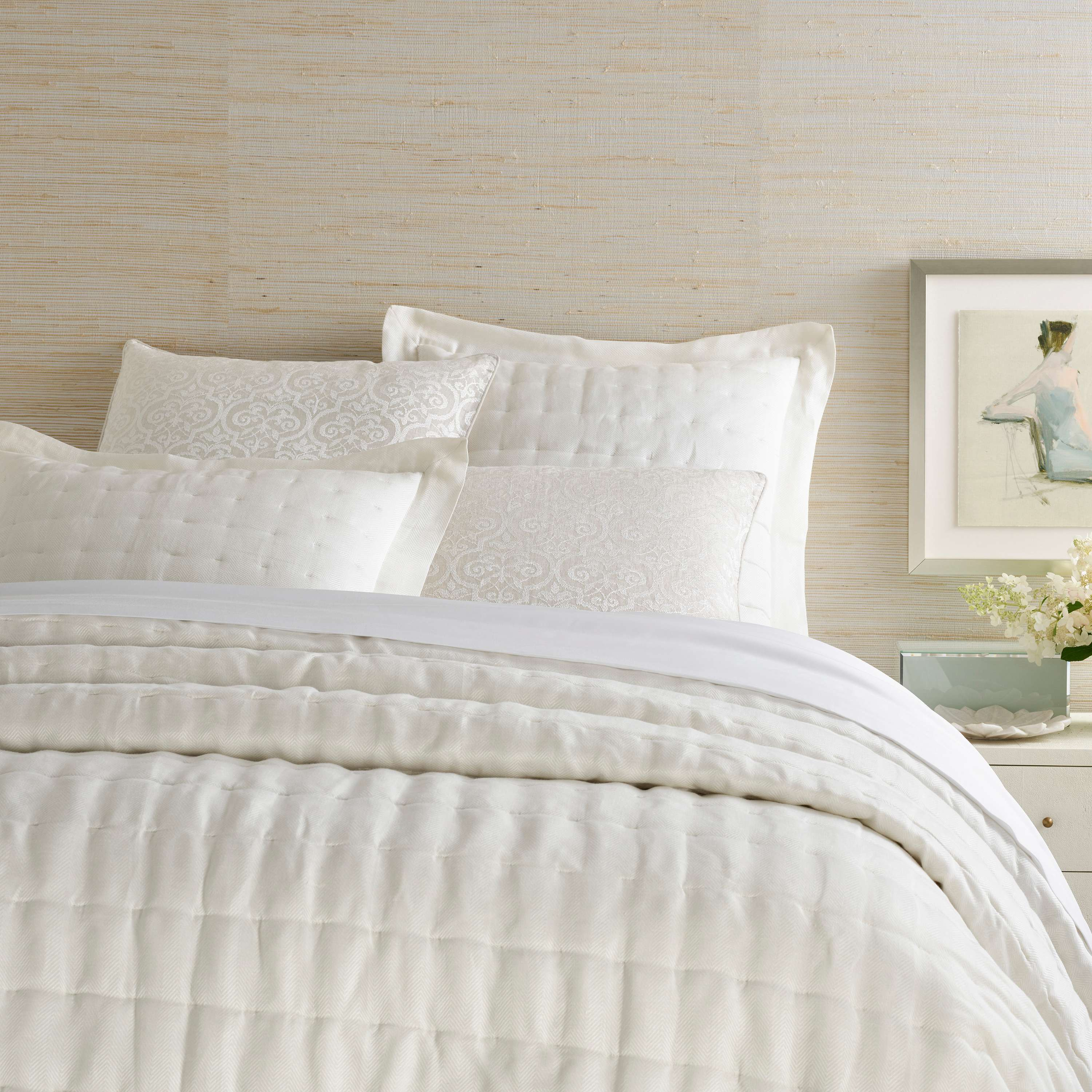 Brussels Ivory Quilt - Dash and Albert