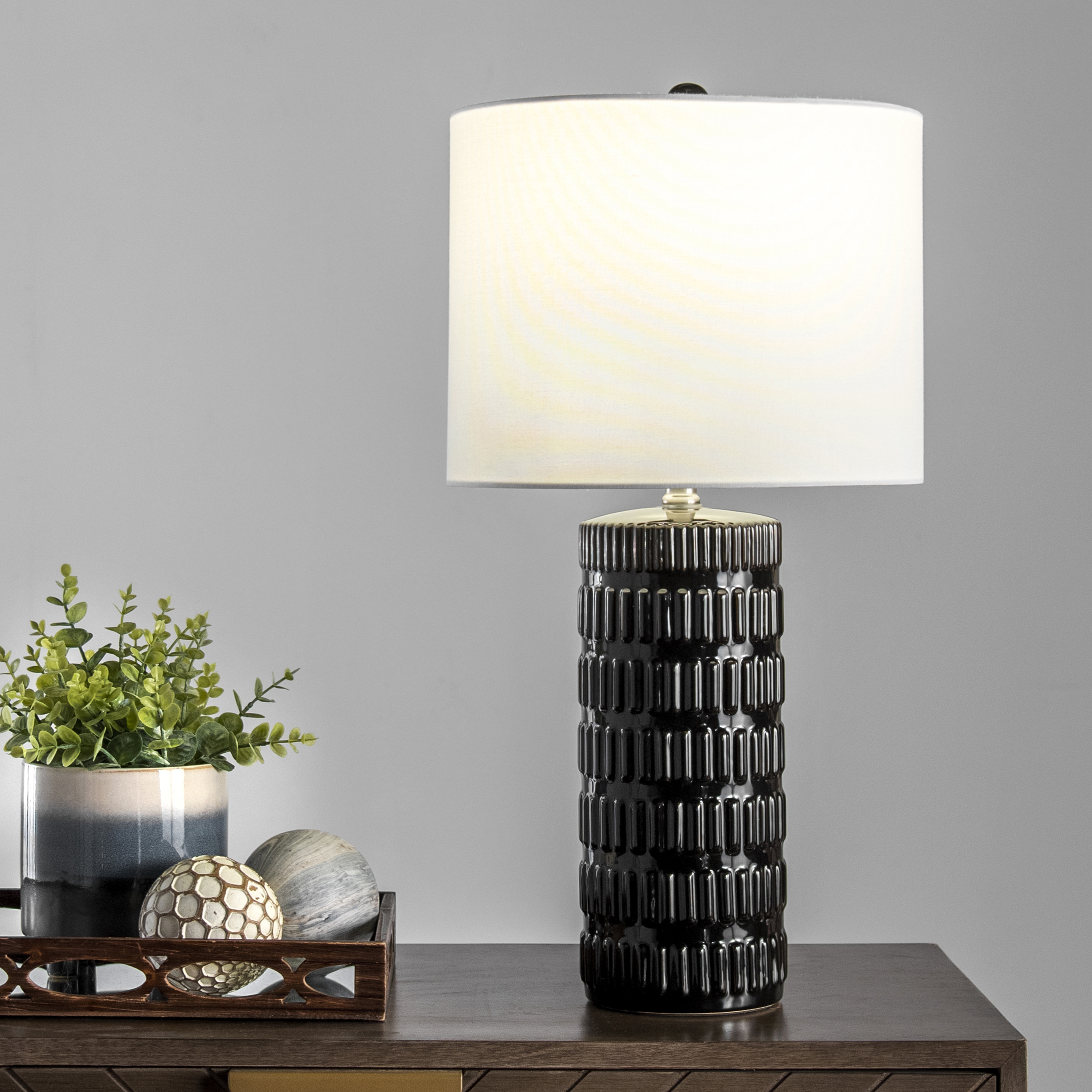 Franklin 25" Ceramic Table Lamp - nuloom