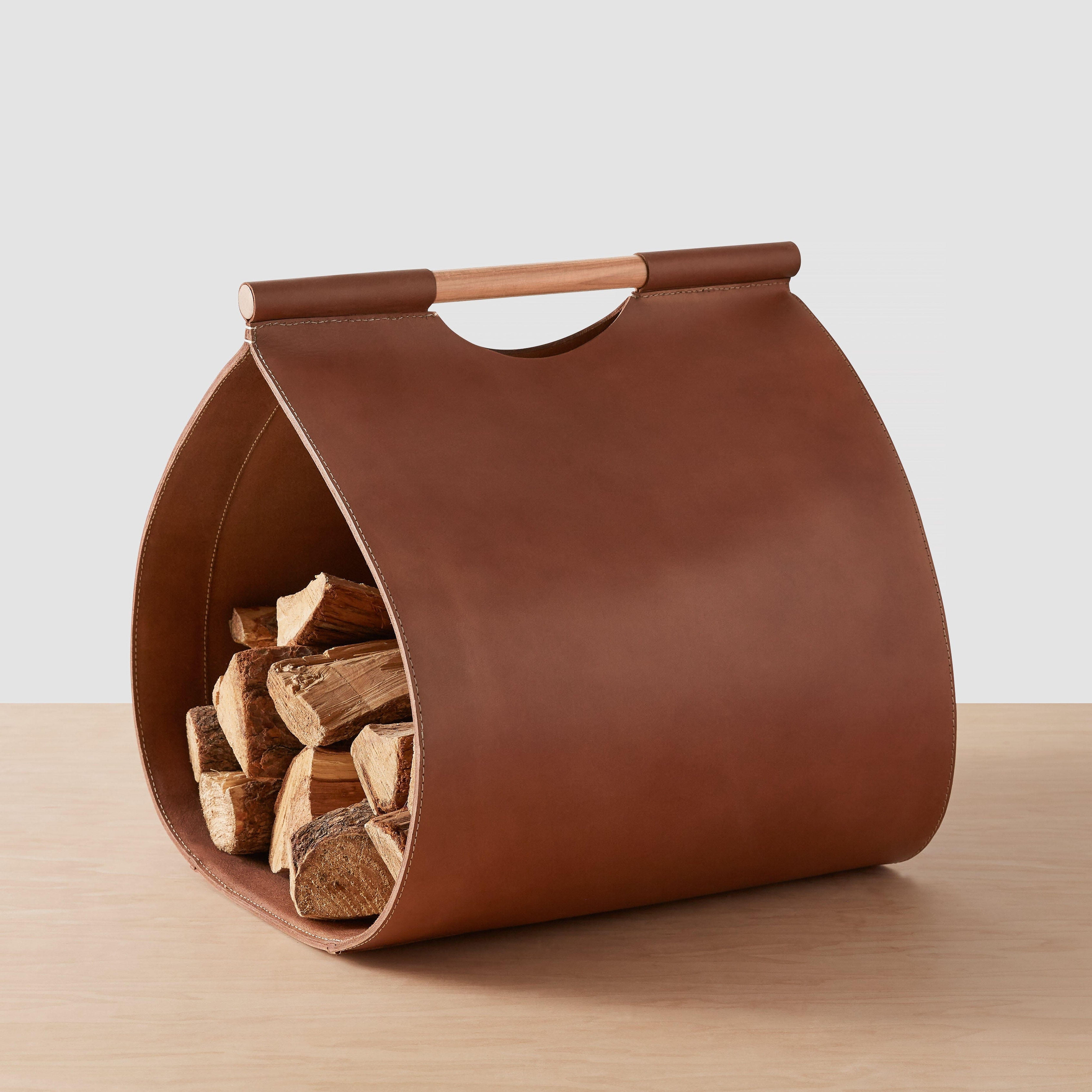 The Citizenry Prini Leather Log Holder | Natural - The Citizenry