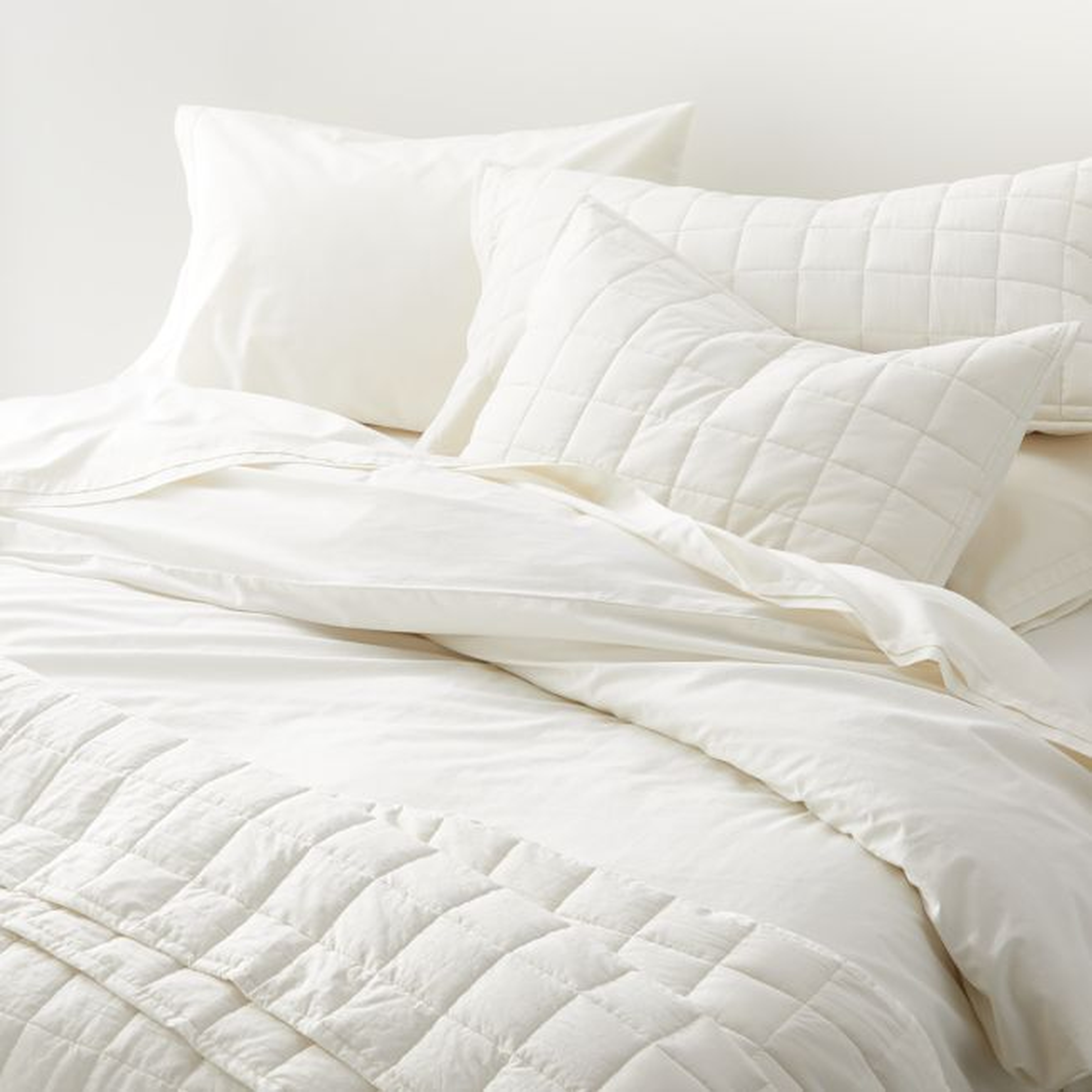 Mellow Pearl King Quilt - Crate and Barrel