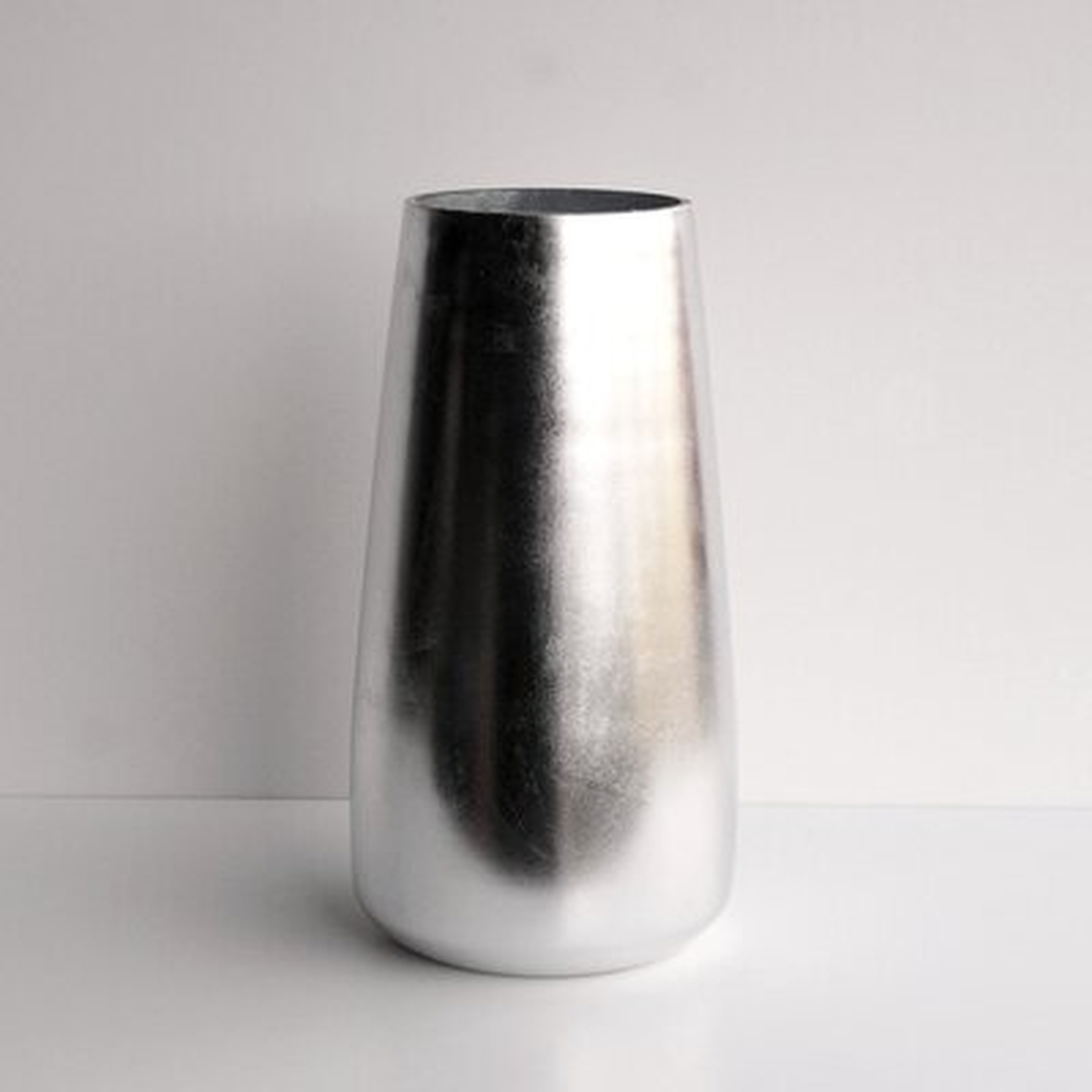 Hawwa Indoor / Outdoor Glass Table Vase - Wayfair