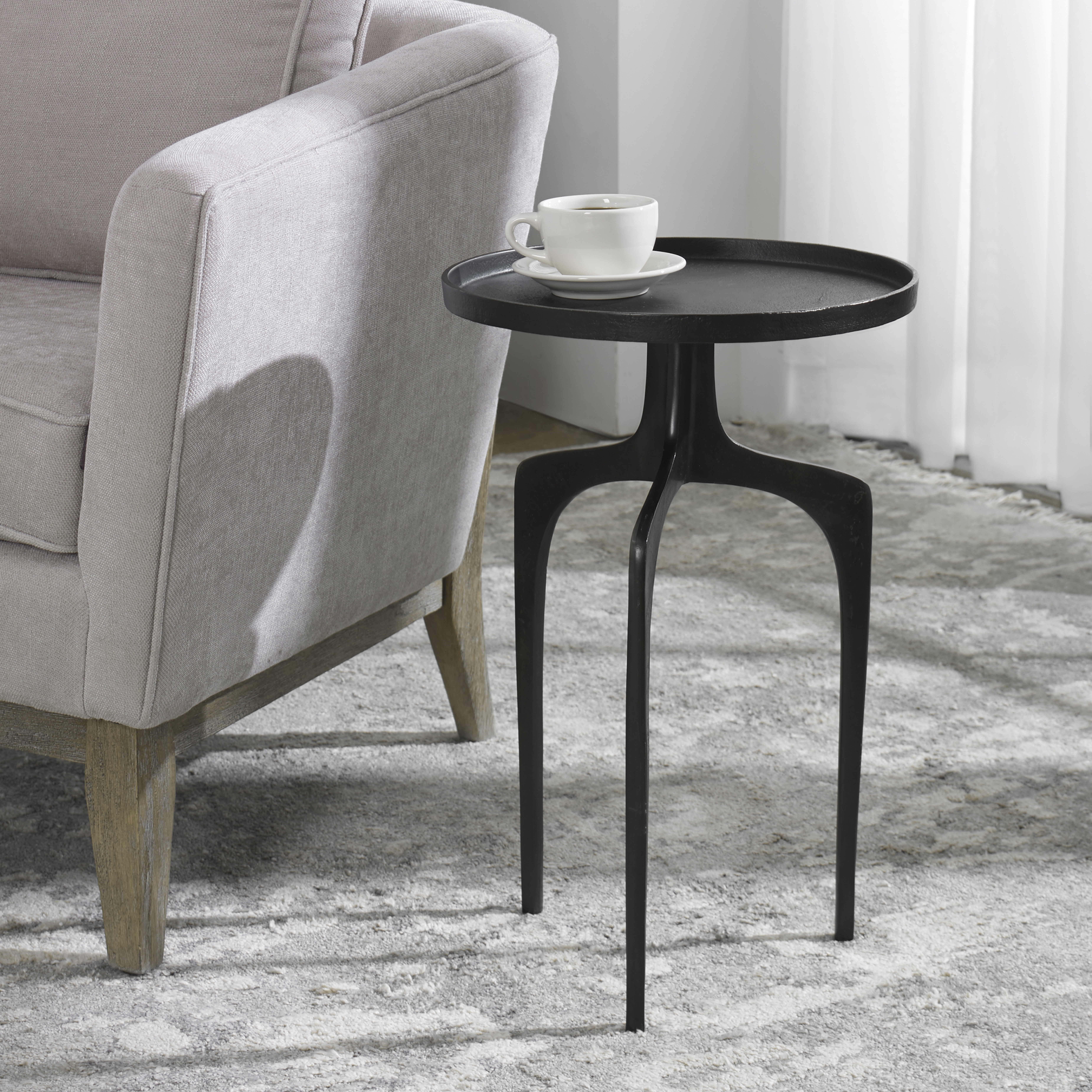 ACCENT FURNITURE - Uttermost