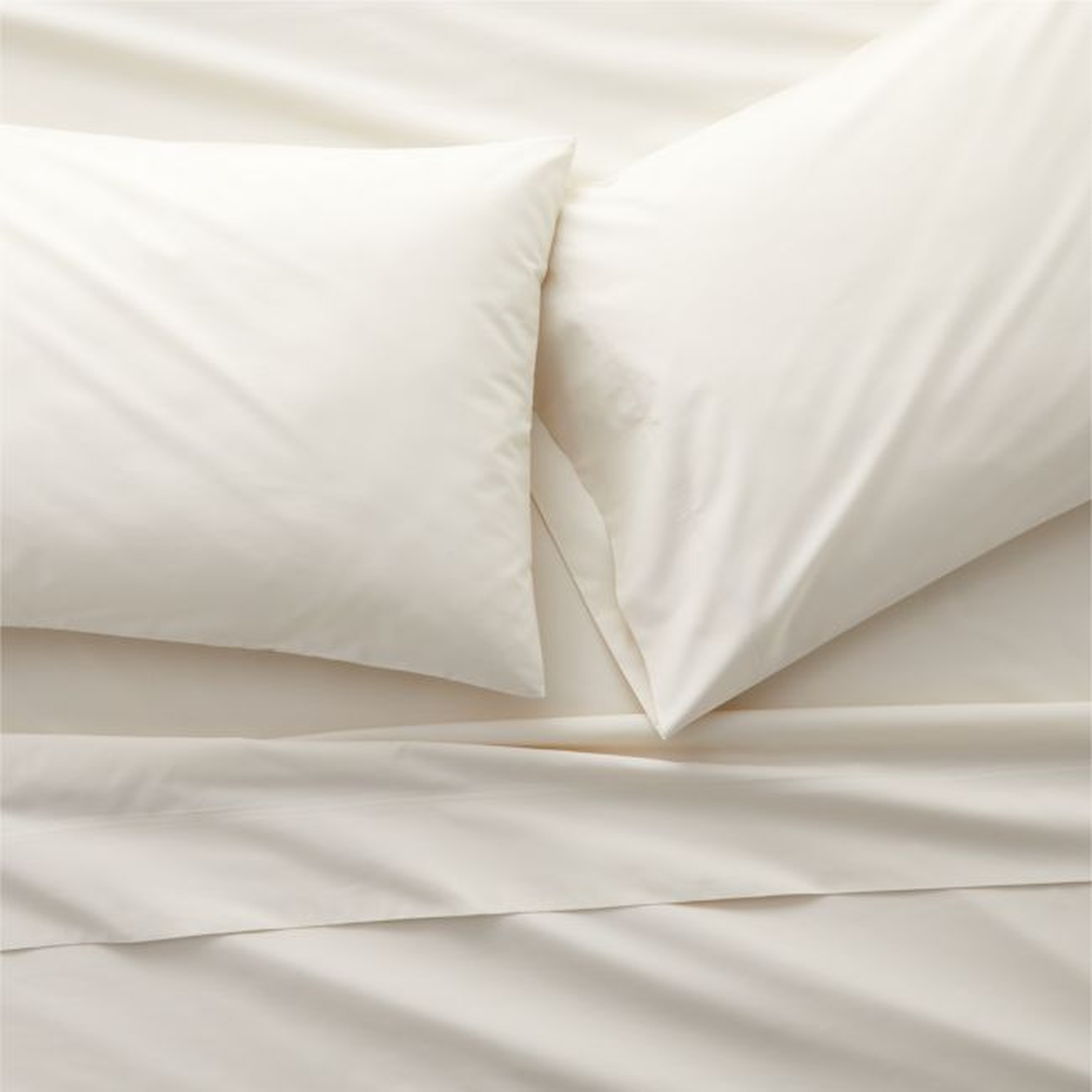 Favorite Organic Cotton Percale Ivory Queen Bed Sheet Set - Crate and Barrel