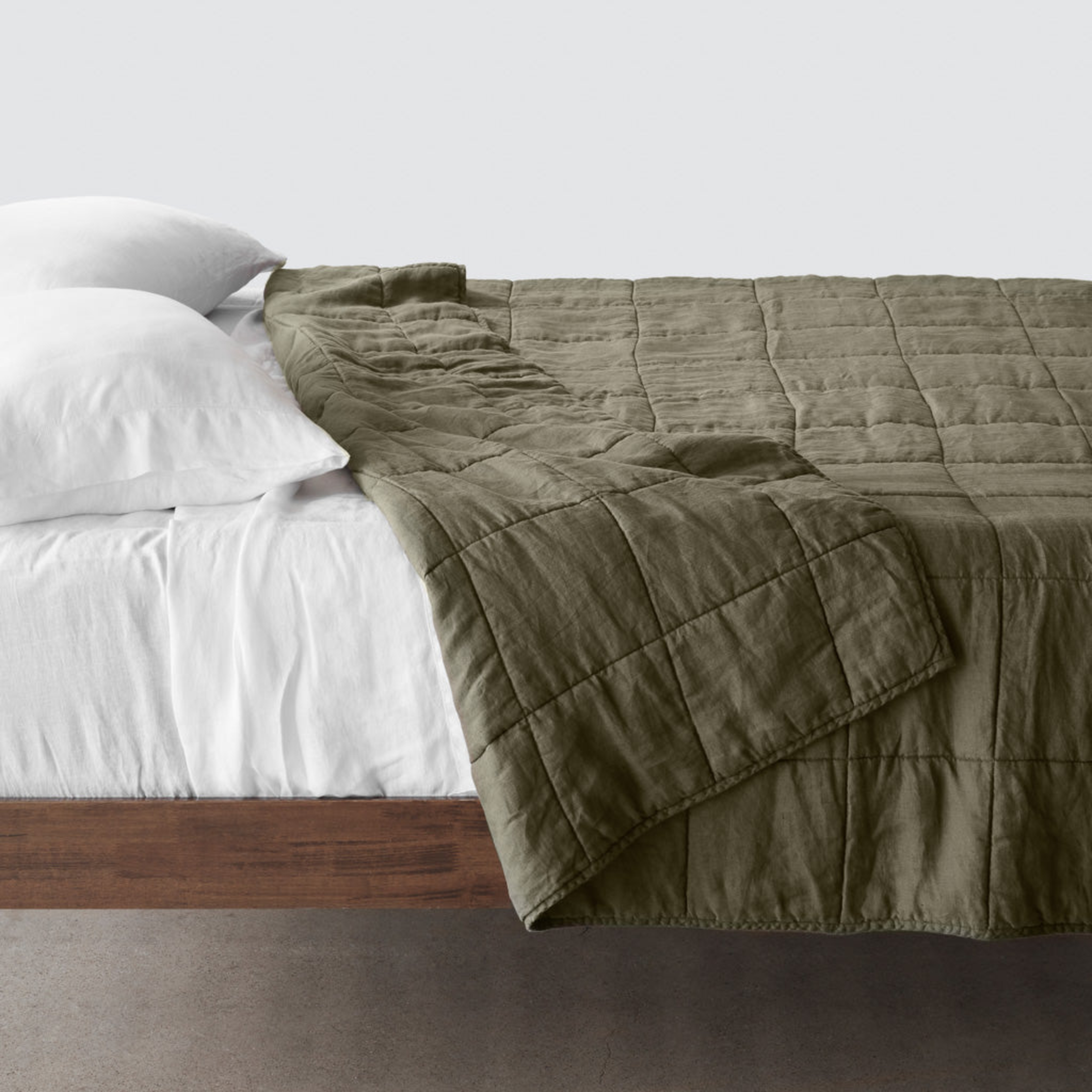 The Citizenry Stonewashed Linen Quilt | Full/Queen | Olive - The Citizenry