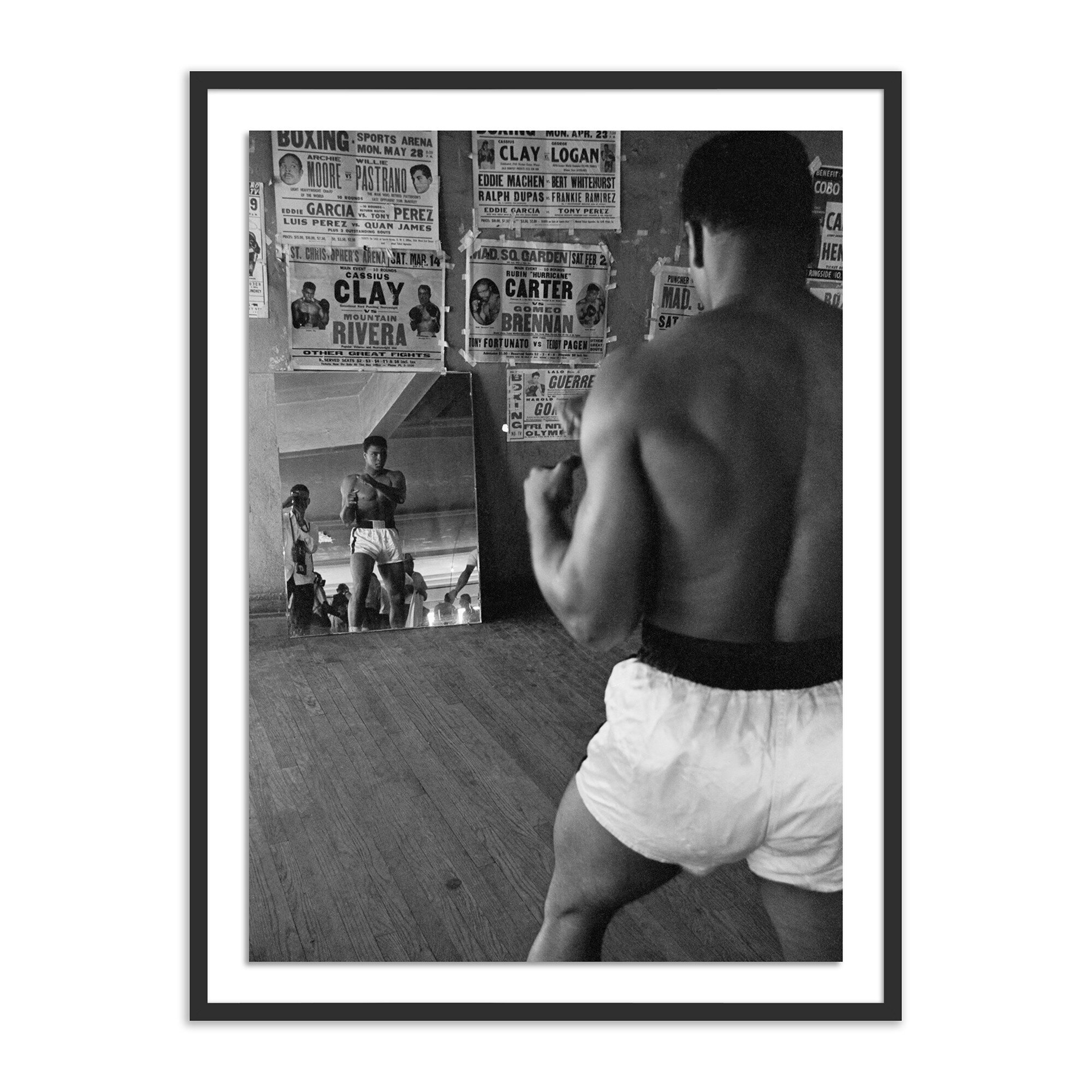 Cassius Clay Watching Himself In a Mirror - Black 2.5 Maple - Four Hands