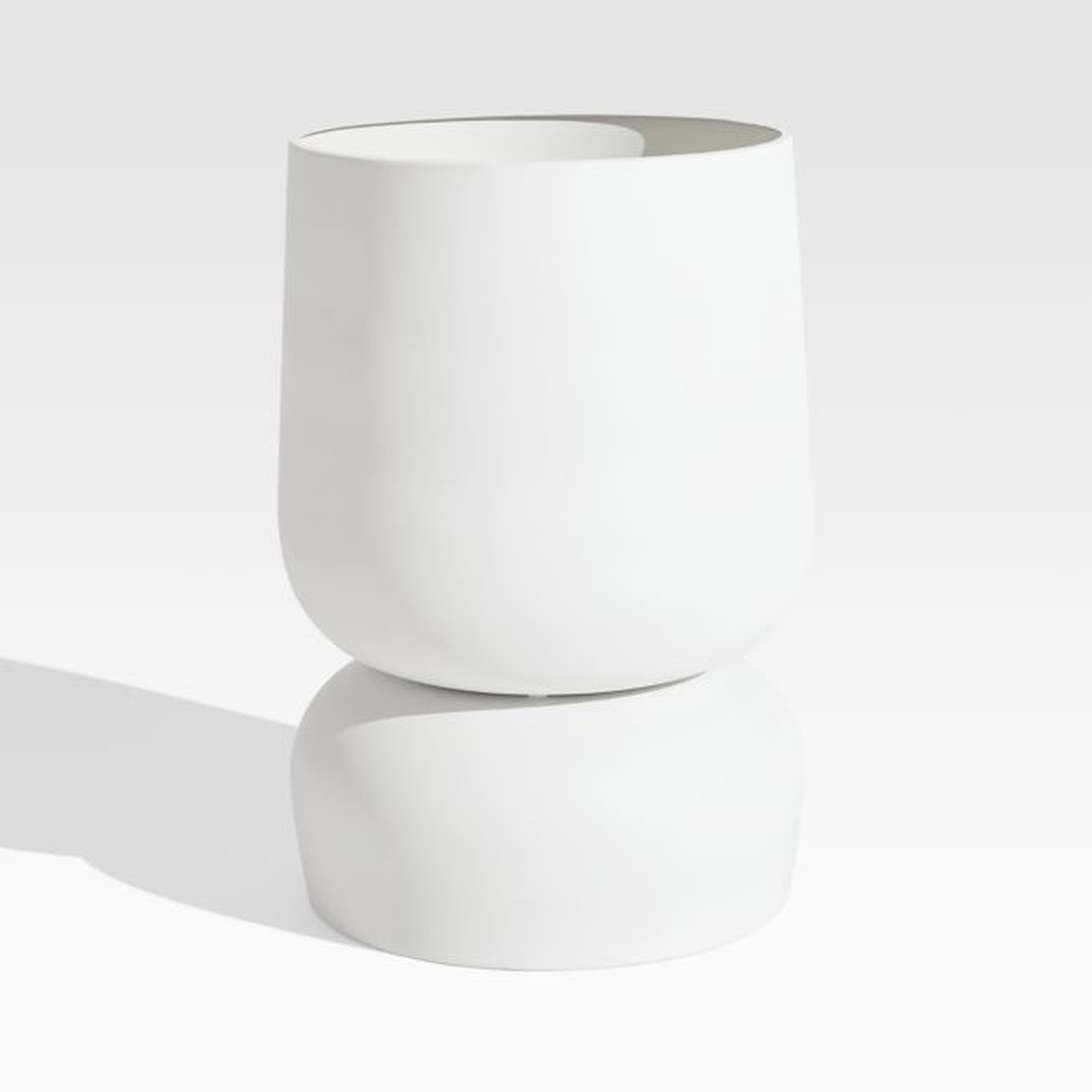 Glencoe 15.75" x 23.43" Large Reversible White Metal Planter - Crate and Barrel