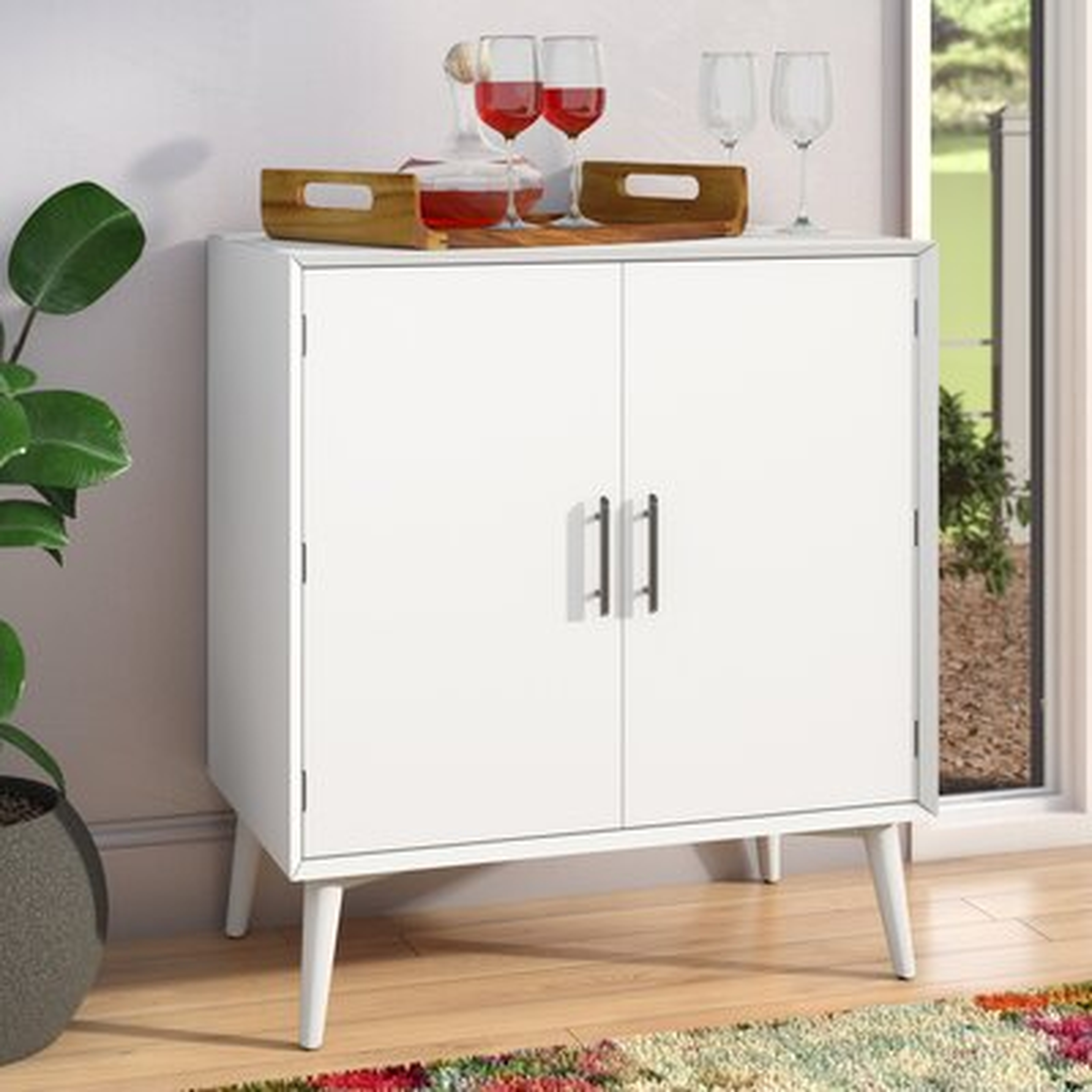 O'Reilly Bar Cabinet - Wayfair